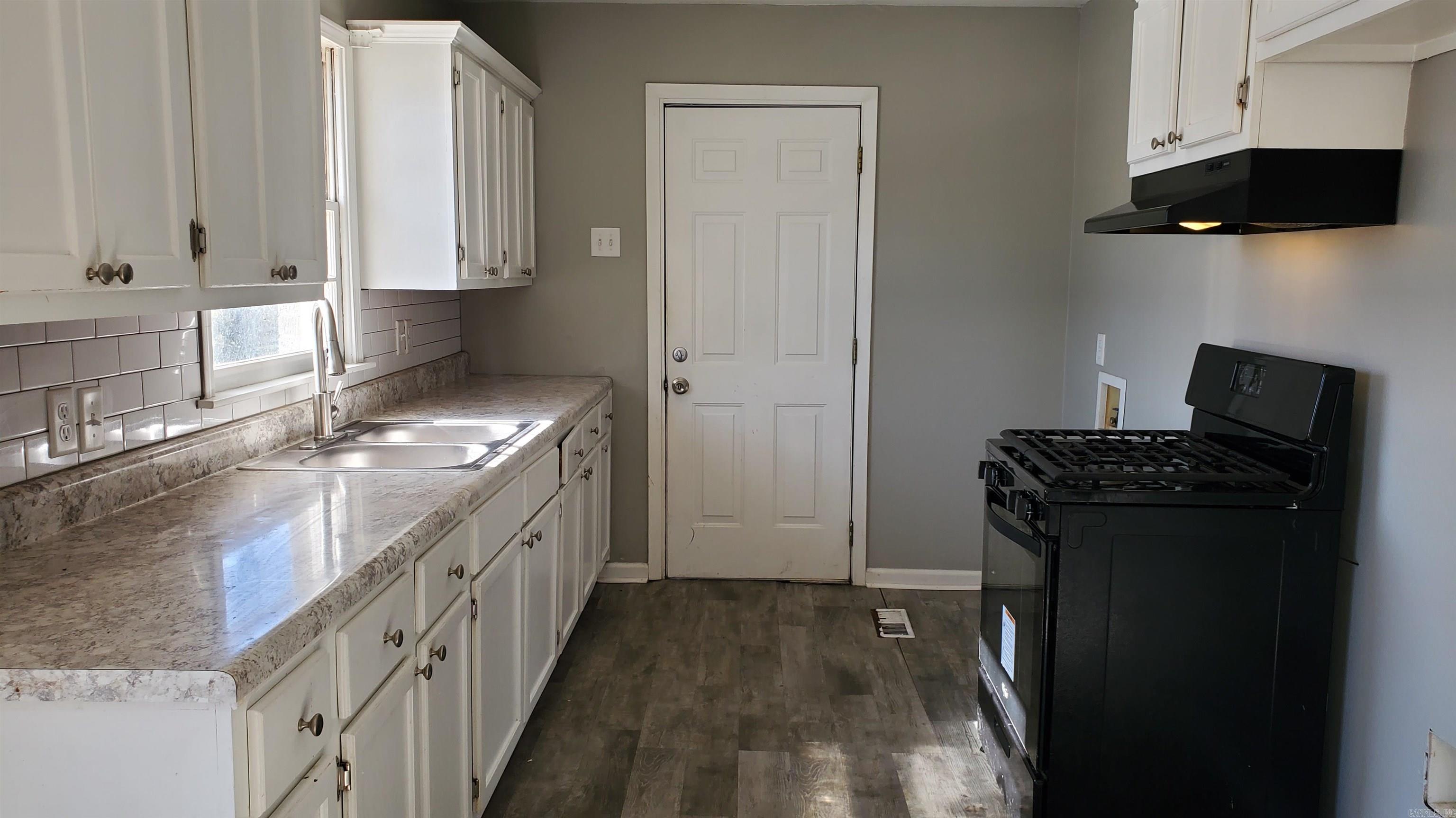 OAK FOREST - Residential