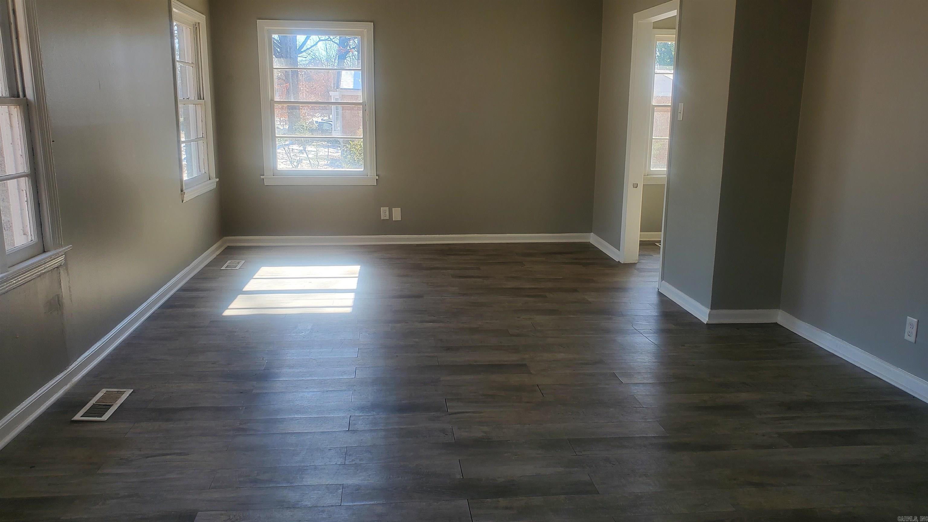 OAK FOREST - Residential