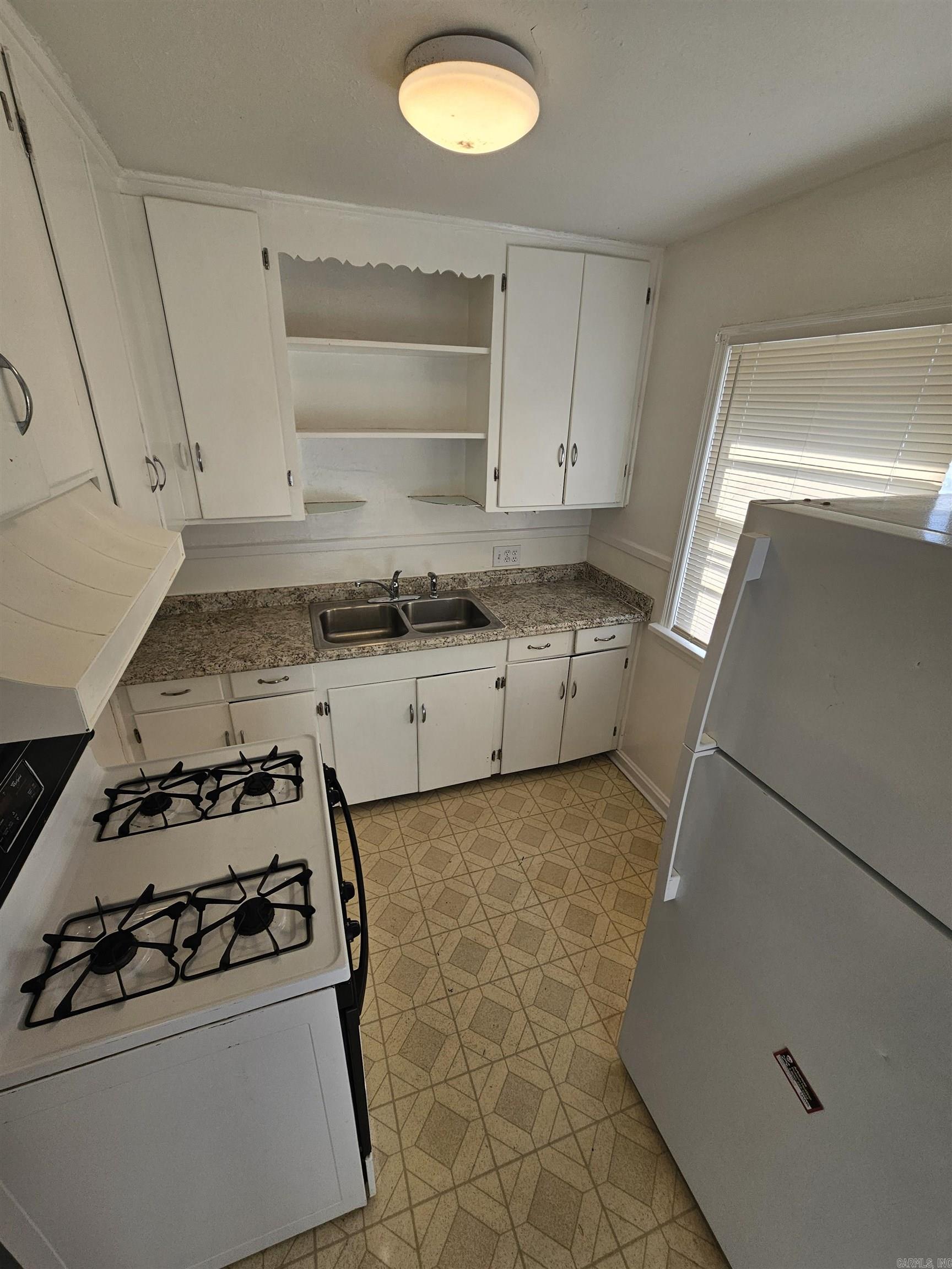 Farmeres 2nd - Residential Lease