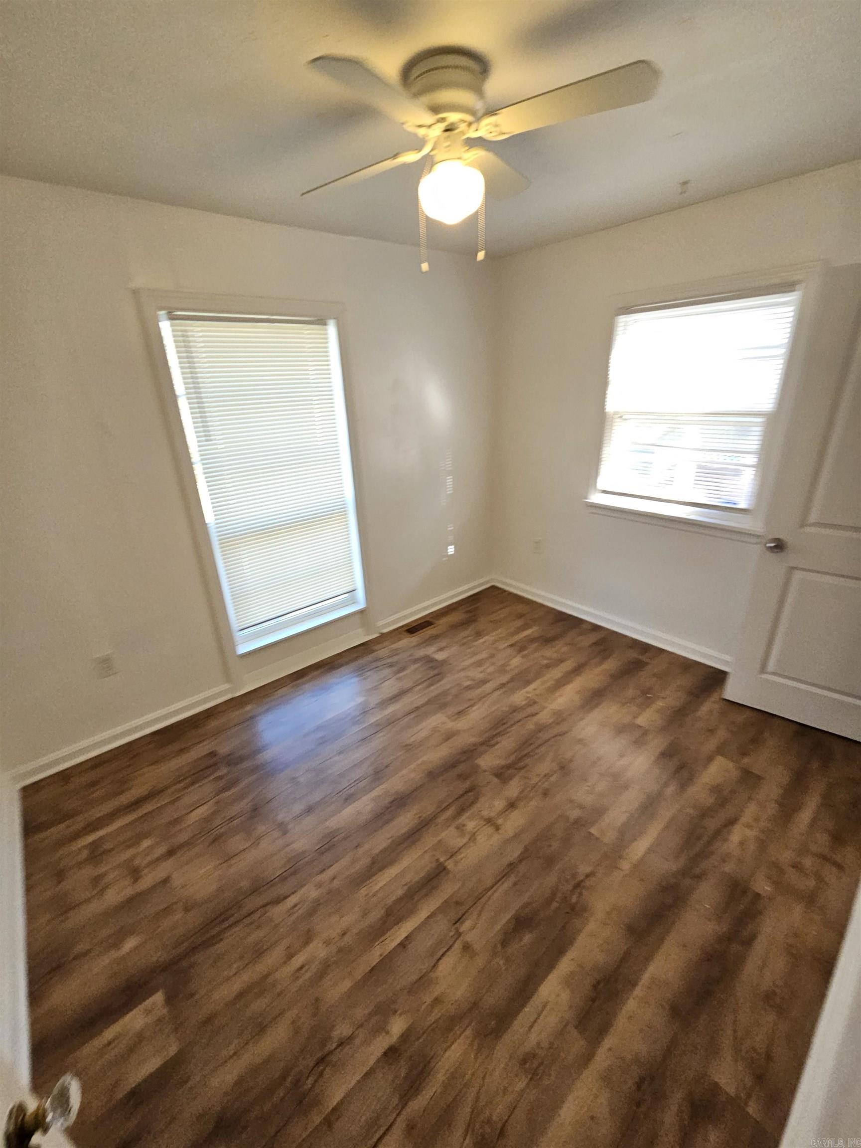 Farmeres 2nd - Residential Lease