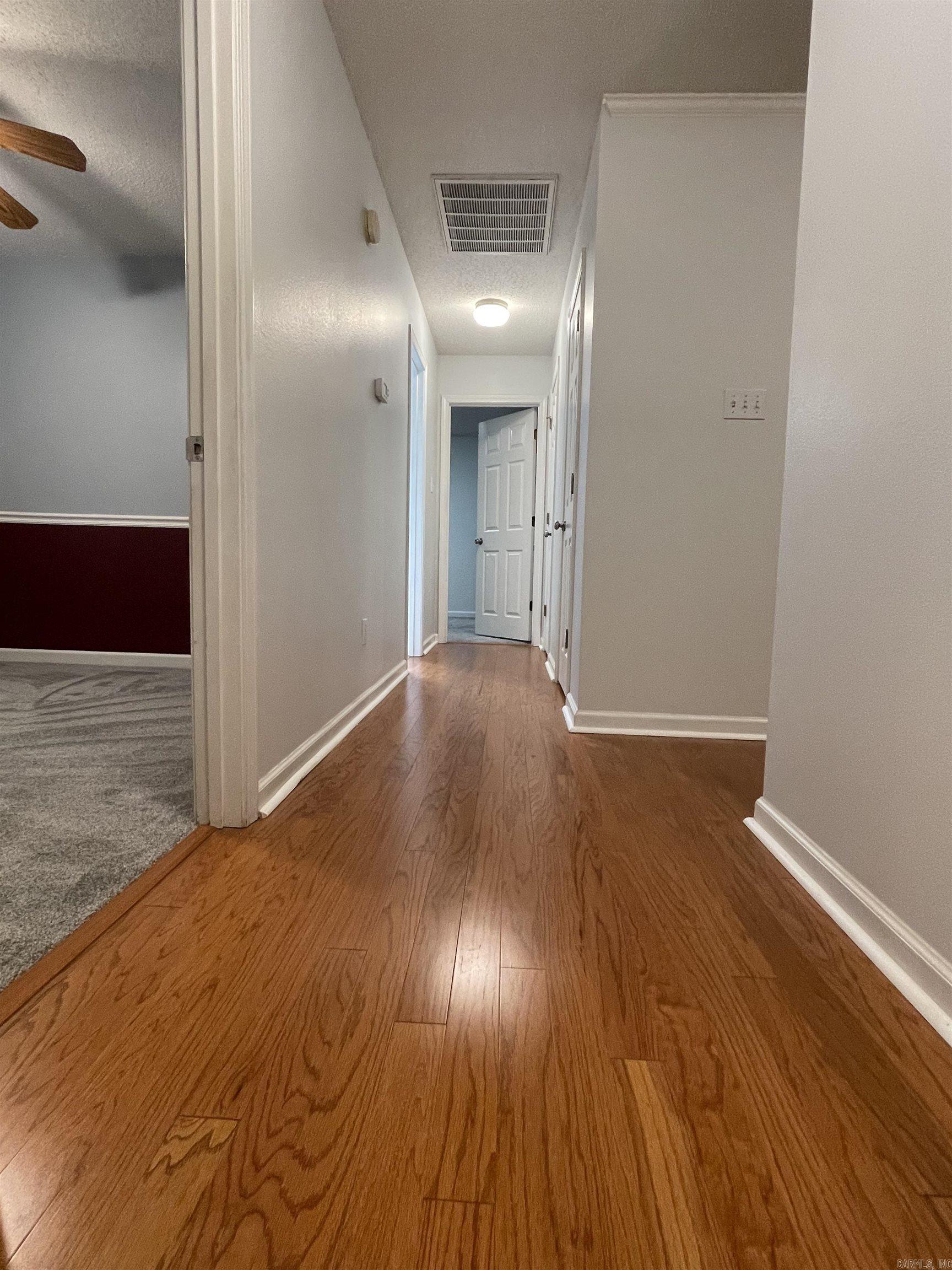 CEDAR RIDGE - Residential