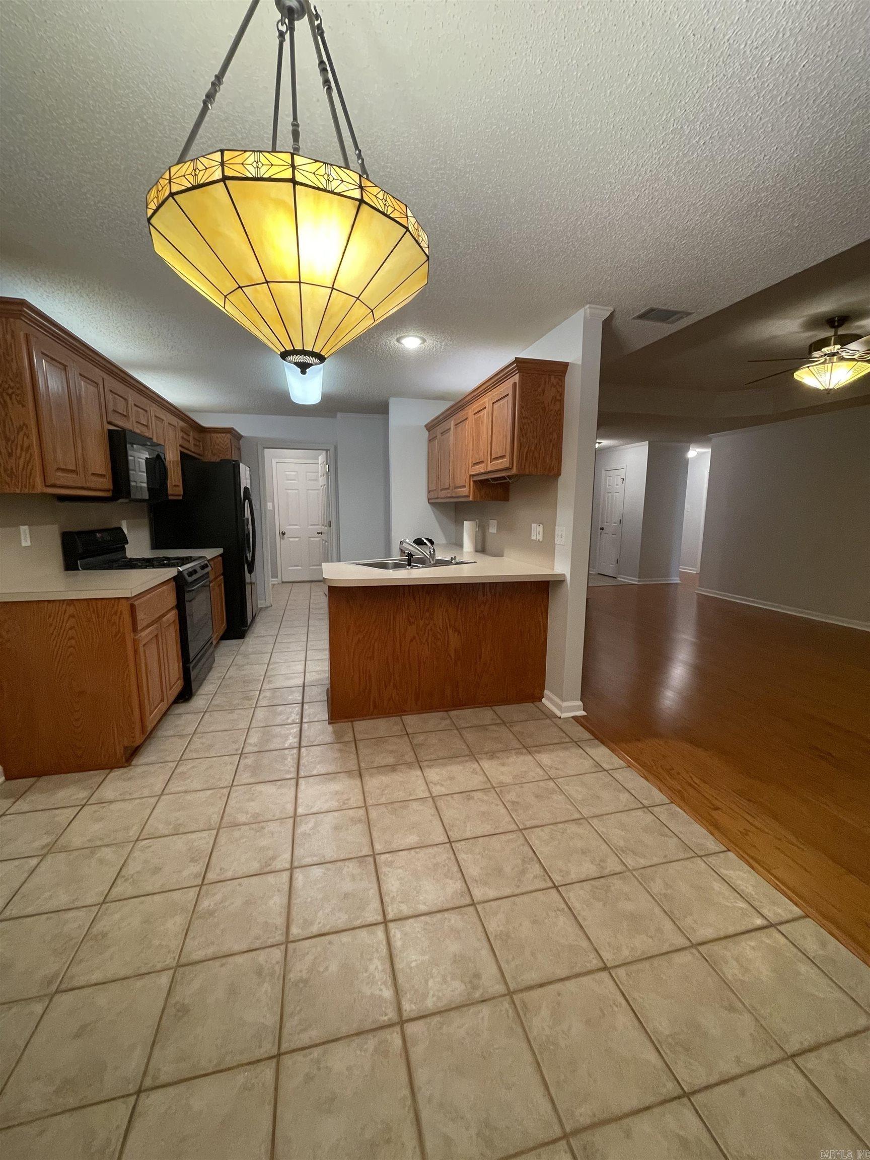 CEDAR RIDGE - Residential