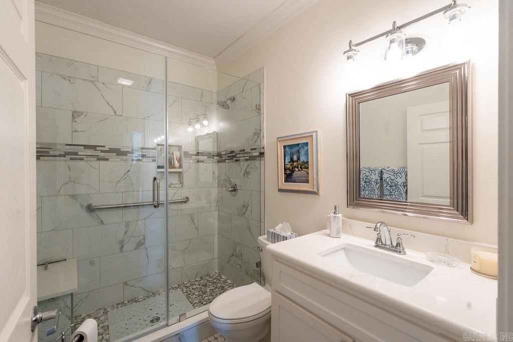 RIVER OAKS - Residential