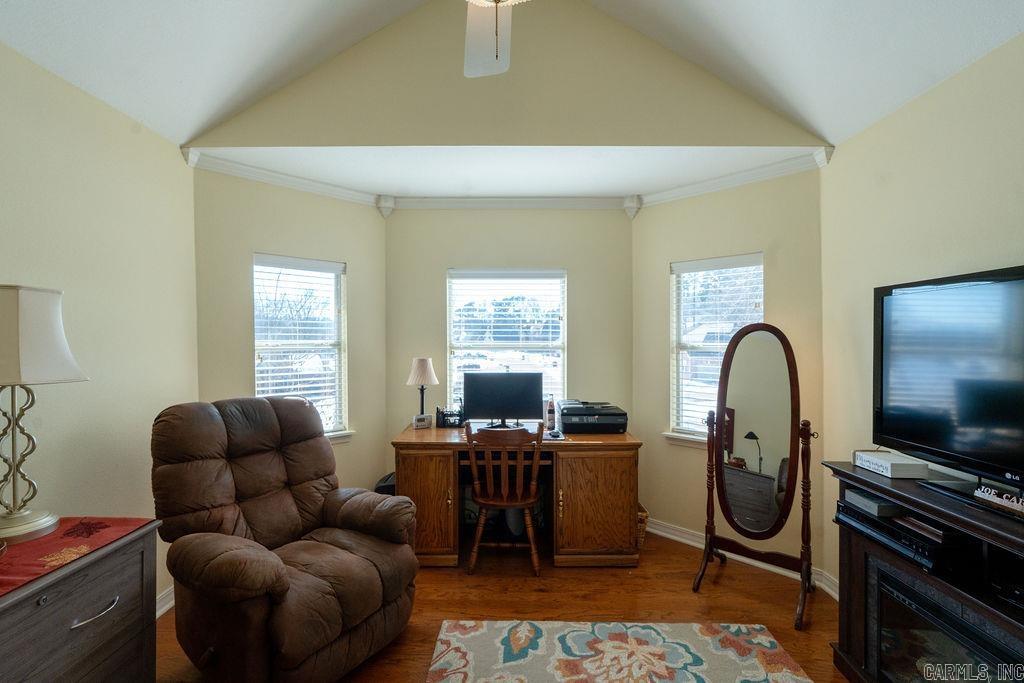 RIVER OAKS - Residential