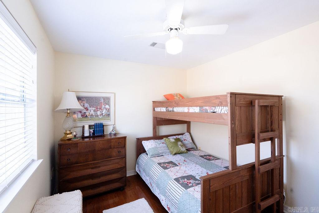 RIVER OAKS - Residential