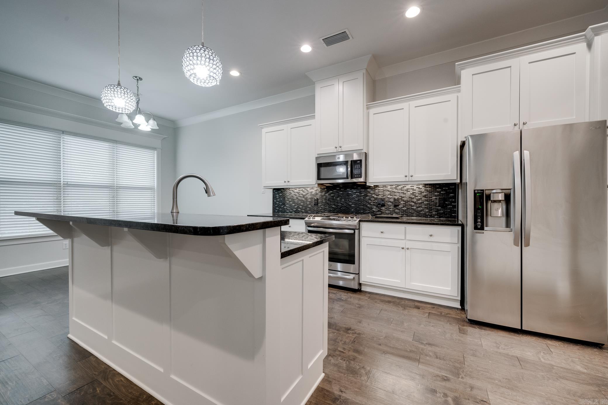 CREEKSIDE ADDN - Residential