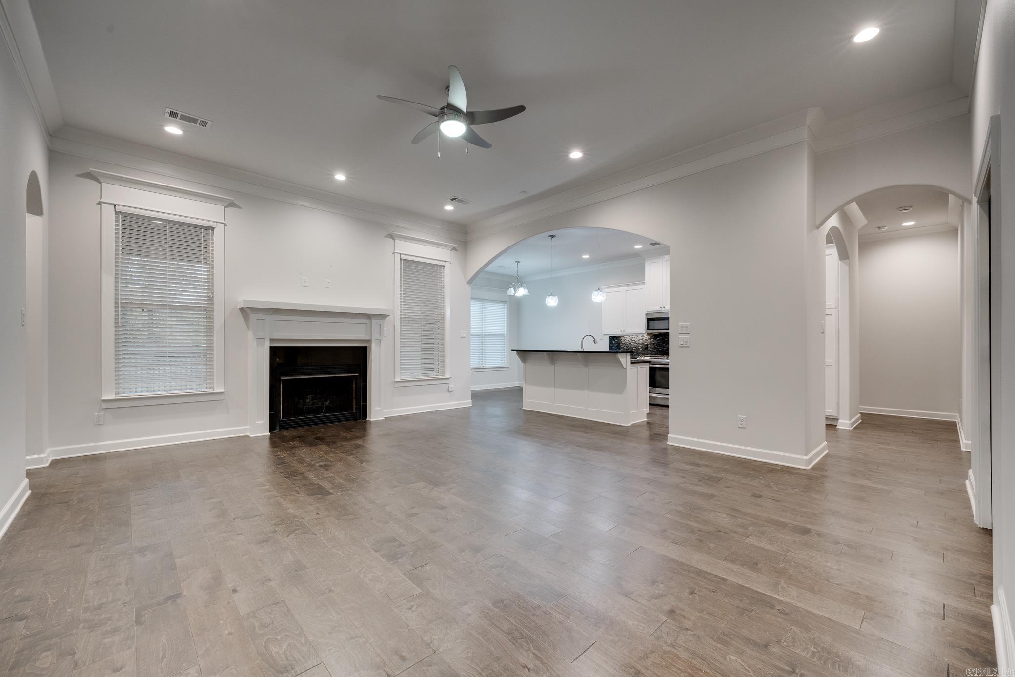 CREEKSIDE ADDN - Residential