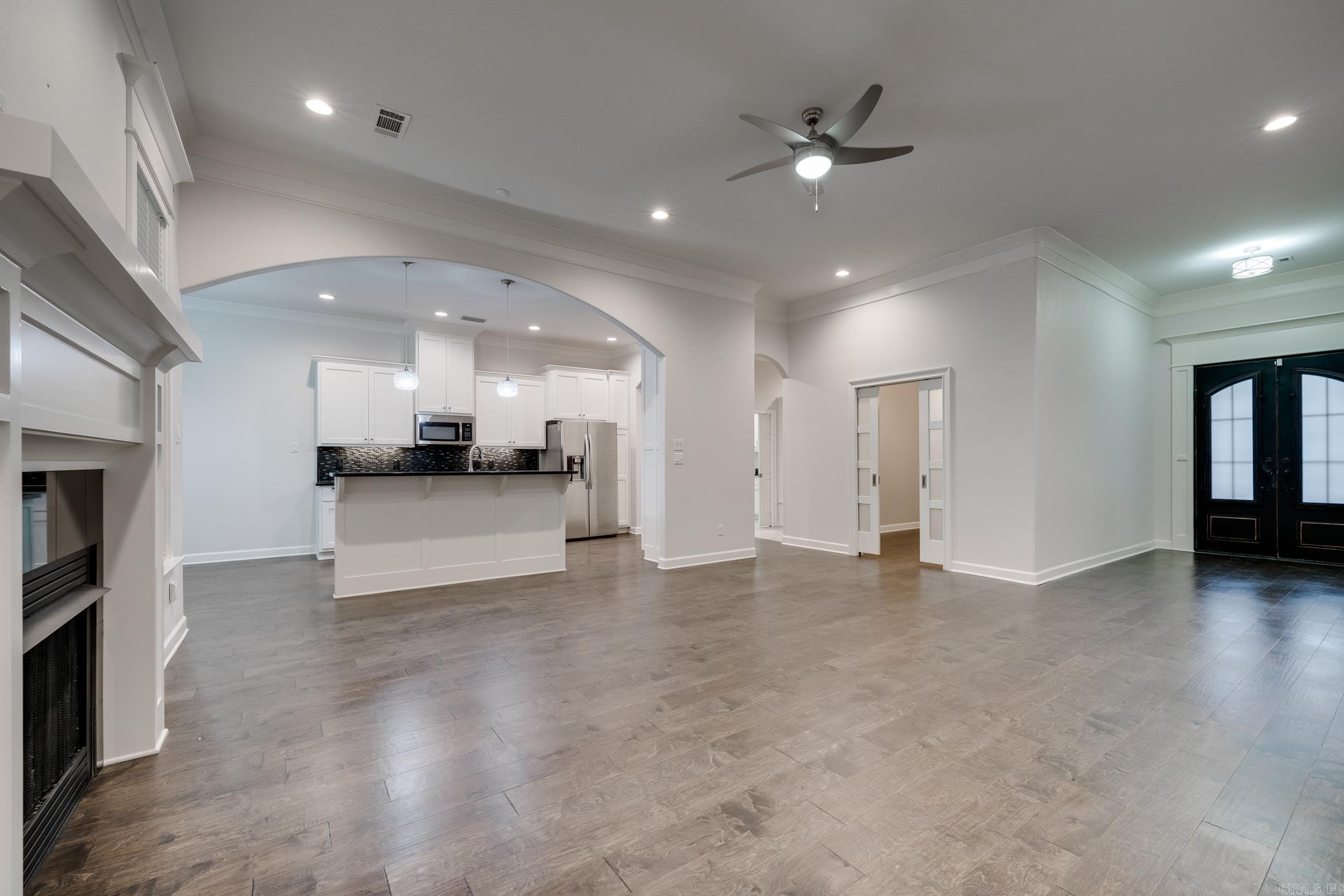 CREEKSIDE ADDN - Residential