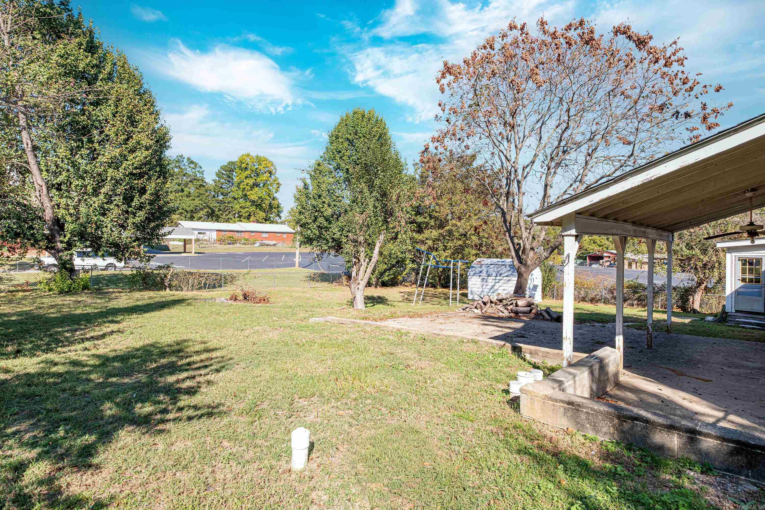 Metes & Bounds - Residential Lease