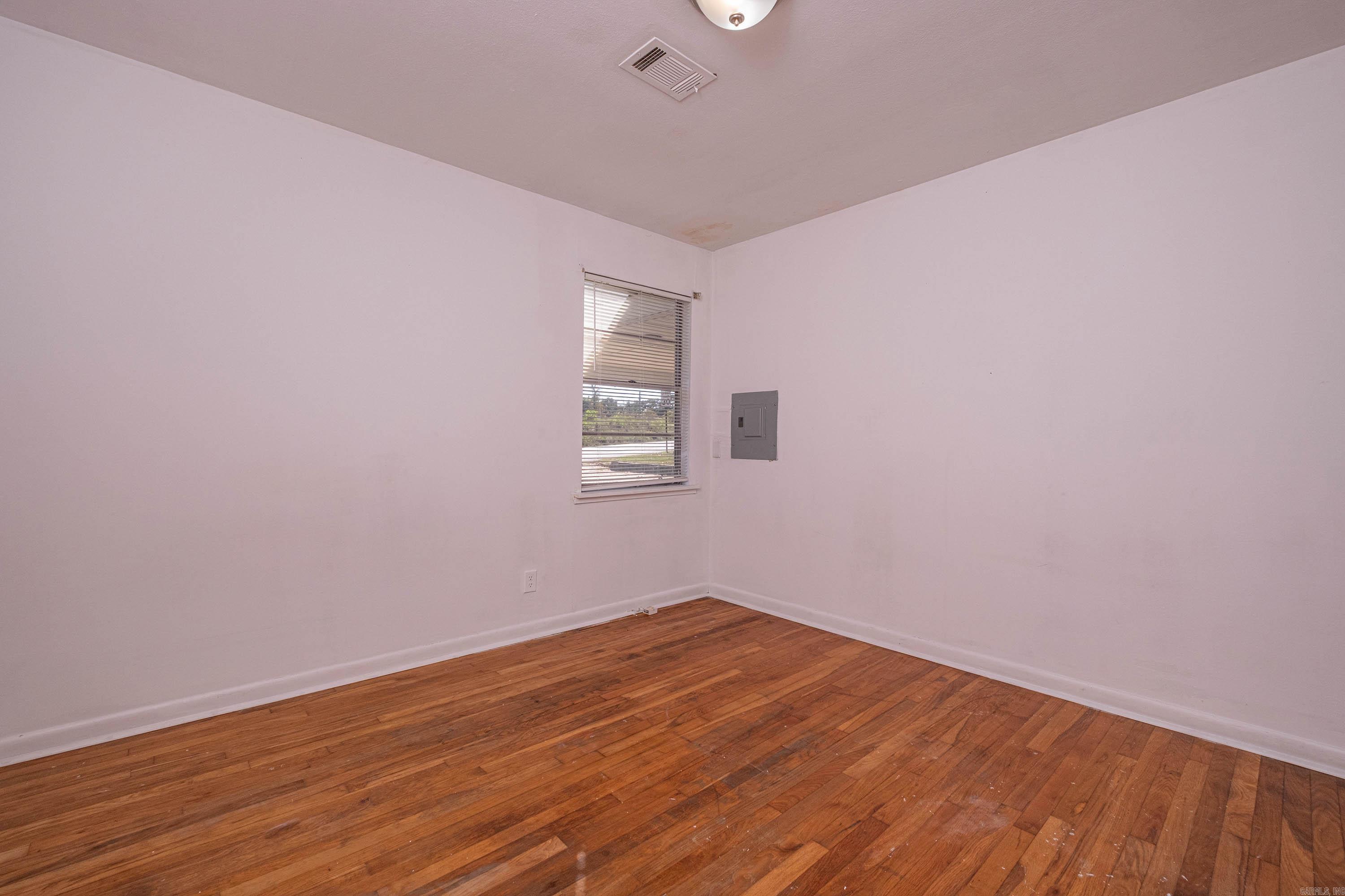 Metes & Bounds - Residential Lease