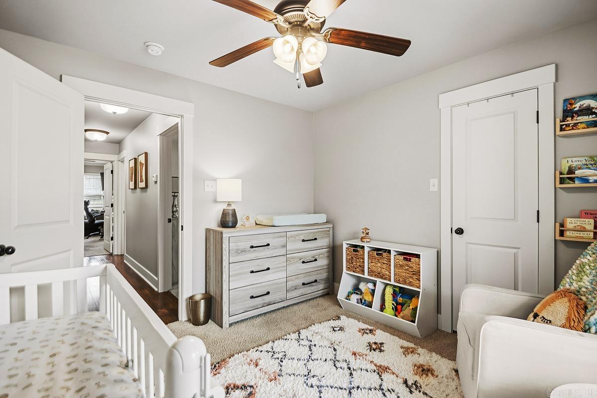 HALEY COURT - Residential