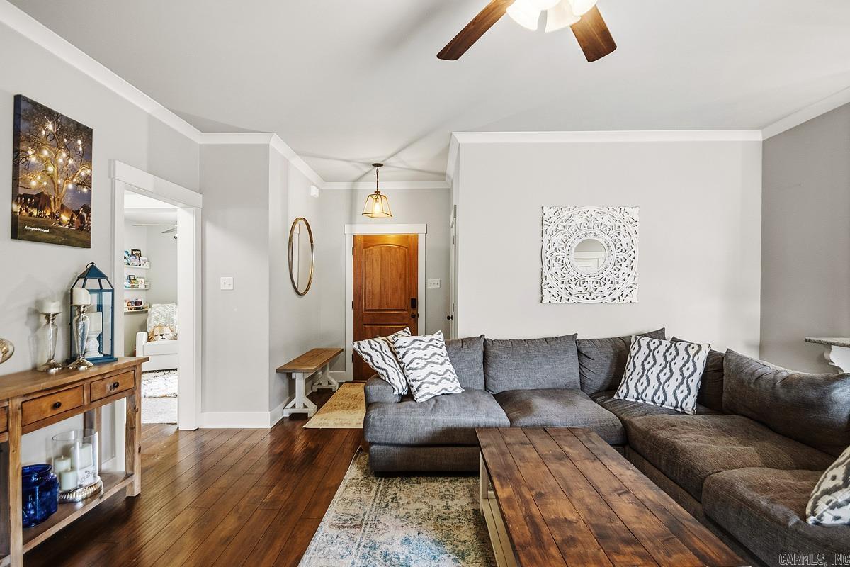 HALEY COURT - Residential