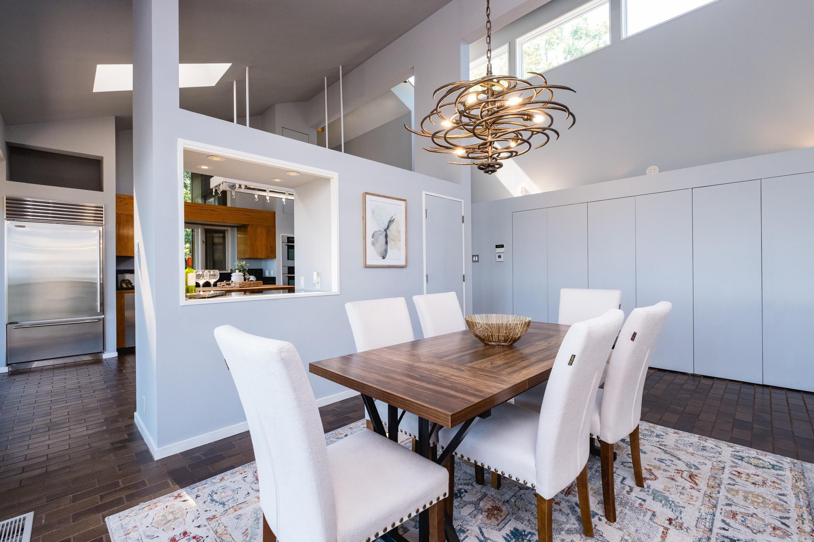 RIVER RIDGE - Residential