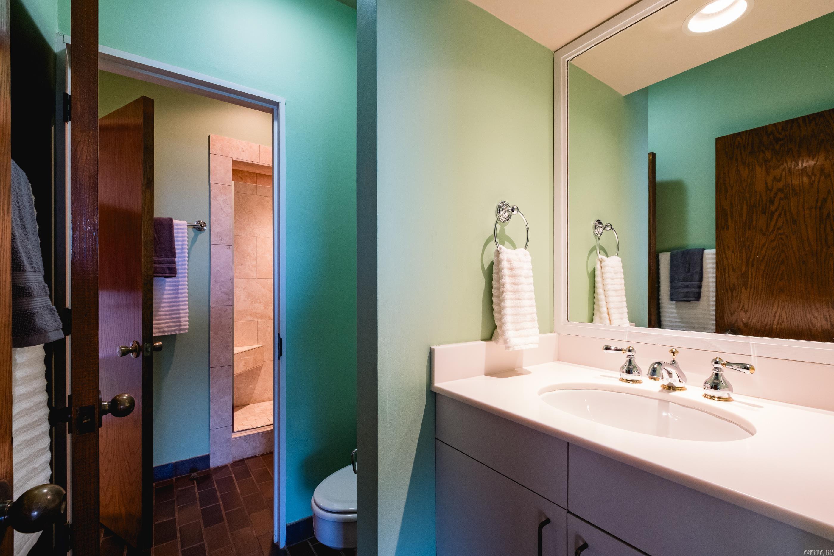 RIVER RIDGE - Residential