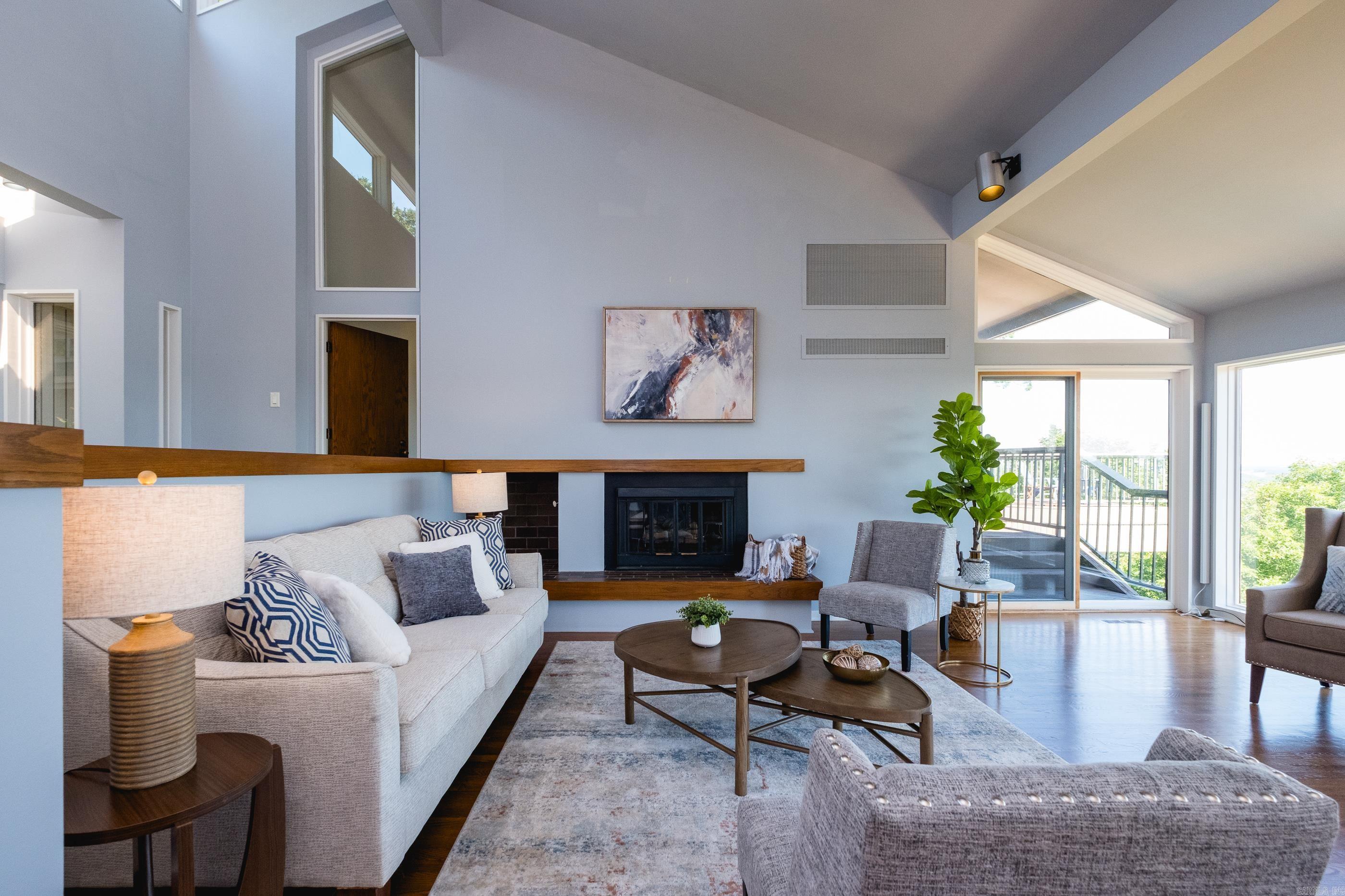 RIVER RIDGE - Residential