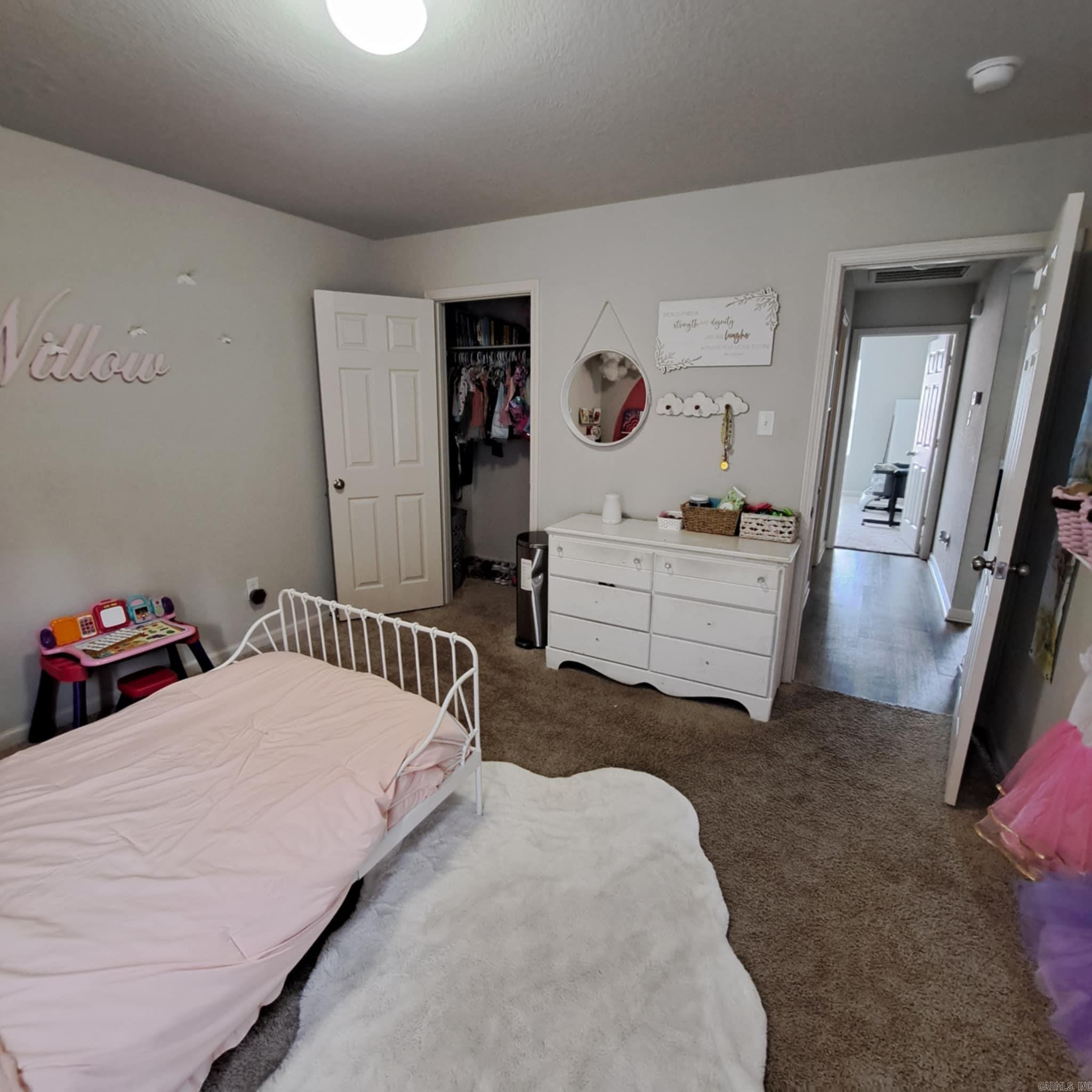 MUSEUM MEADOWS - Residential