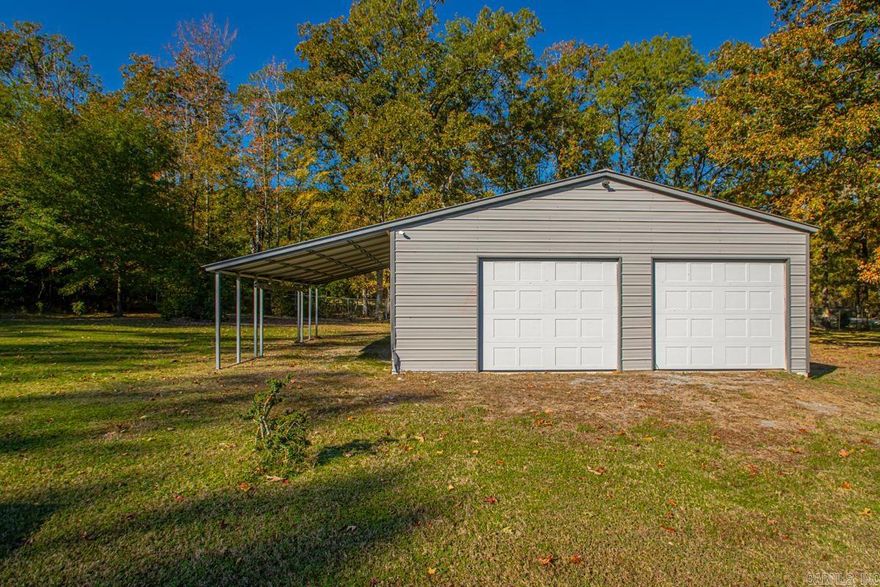 THIS IS WHAT EVERYONE IS LOOKING FOR! 5 ACRES CLOSE TO TOWN WITH A  30 X 30 SHOP INSULATED WITH GARAGE DOORS!! ALL CLEARED AND PARTIALLY FENCED WITH BLACK CHAIN LINK. AGENTS PLEASE SEE  AGENT REMARKS.