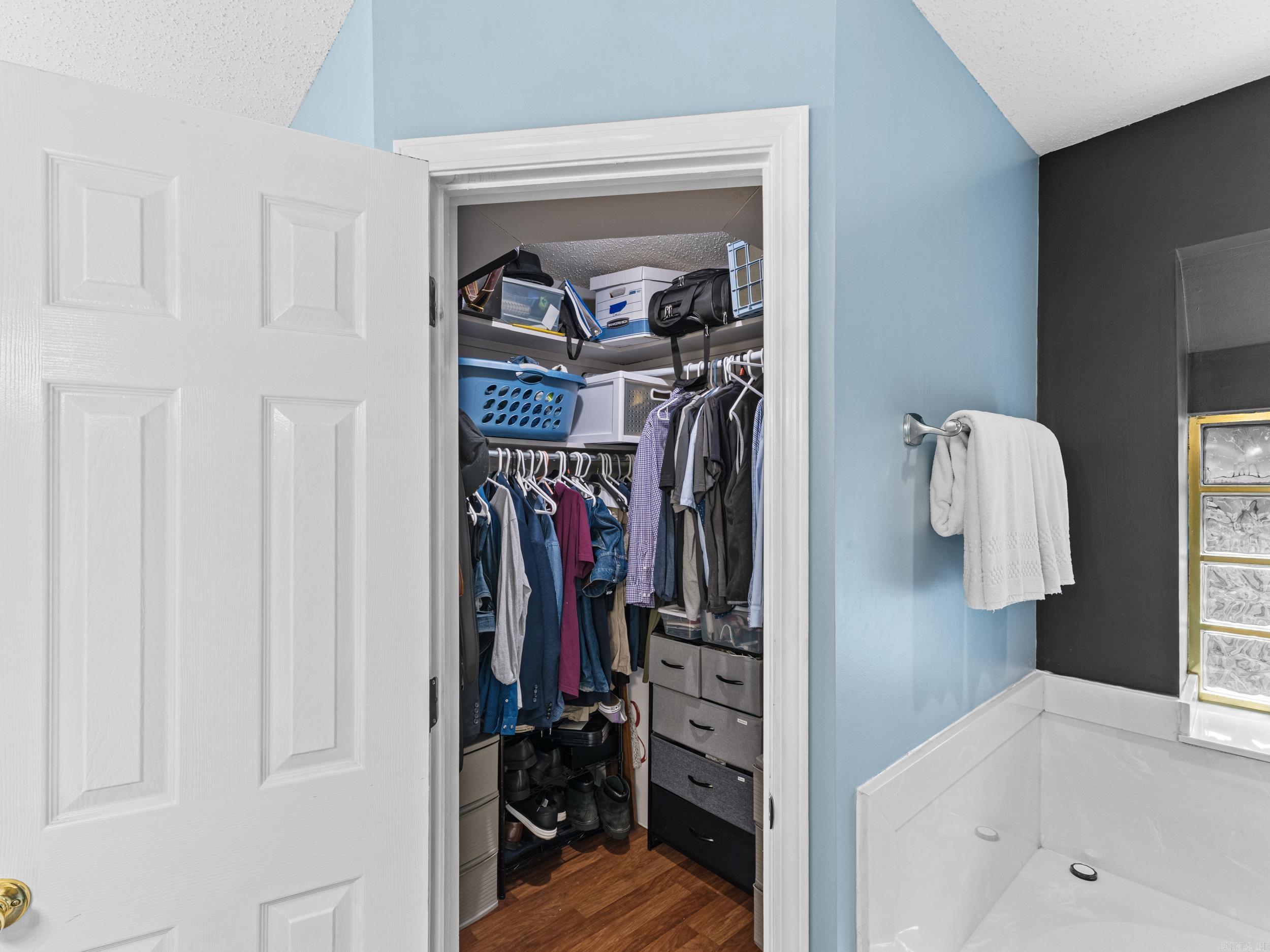 CEDAR RIDGE - Residential