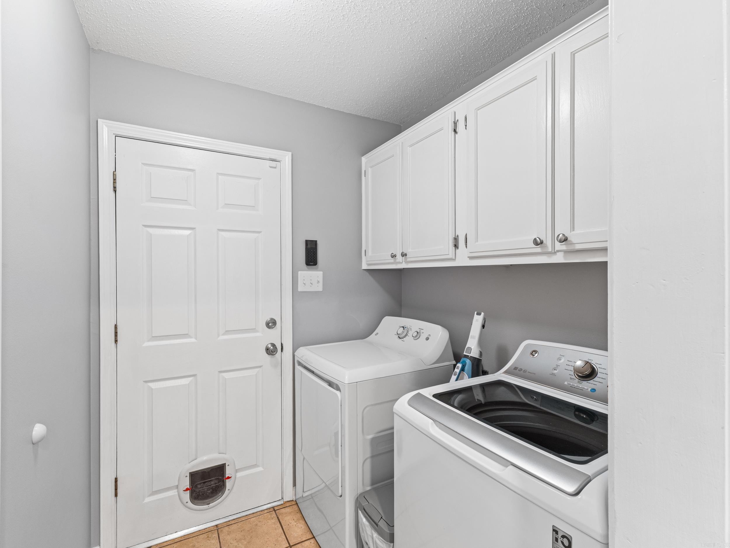 CEDAR RIDGE - Residential