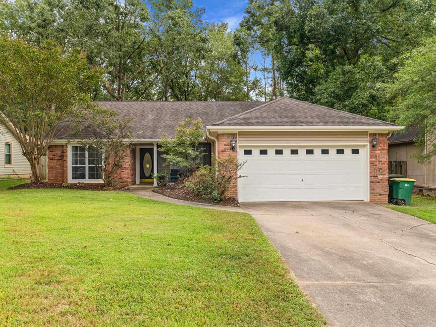 Idyllic on Ivy Point! Welcome home to this charming three-bed/two-bath home with a primary bedroom apart from the guest rooms. The vaulted ceilings in the living room are gorgeous, and the open floor plan, eat-in dining area, and breakfast bar in the kitchen are perfect for entertaining family and friends. Don't miss the backyard, which is an oasis. The flower beds are ready for your touch, and the storage building is in great shape and ready for your outdoor tools and toys. See this cutie today!