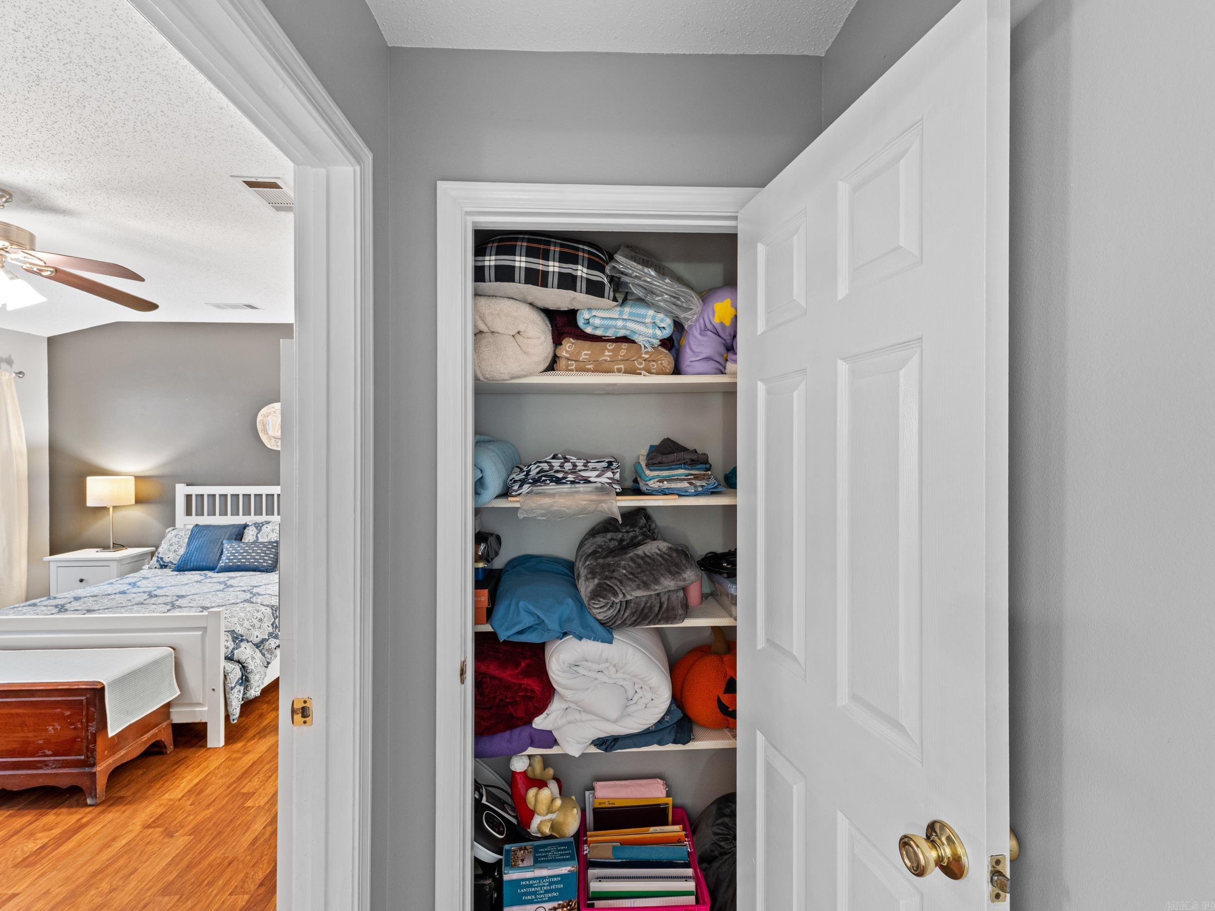 CEDAR RIDGE - Residential