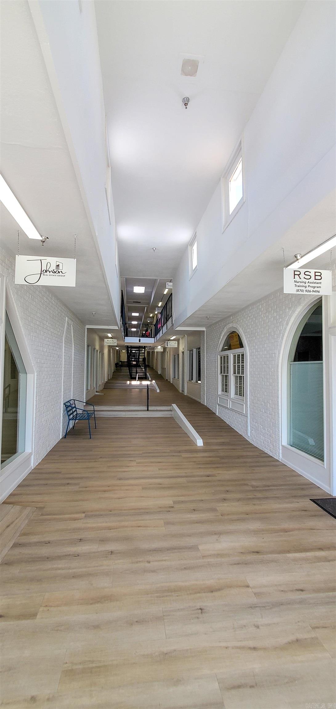 Cobb - Commercial Sale