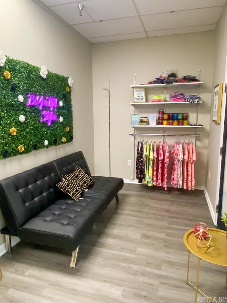 Cobb - Commercial Sale