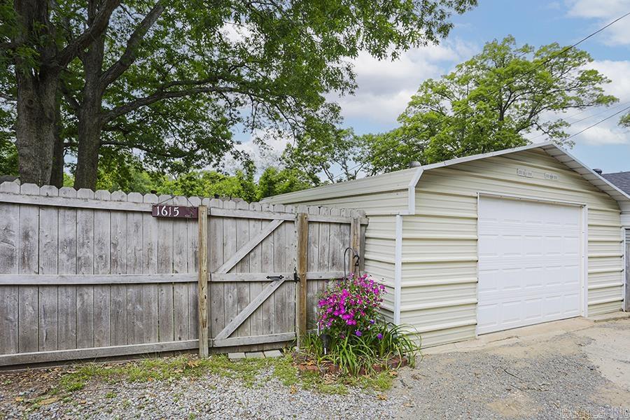 MOUNTAIN PARK - Residential