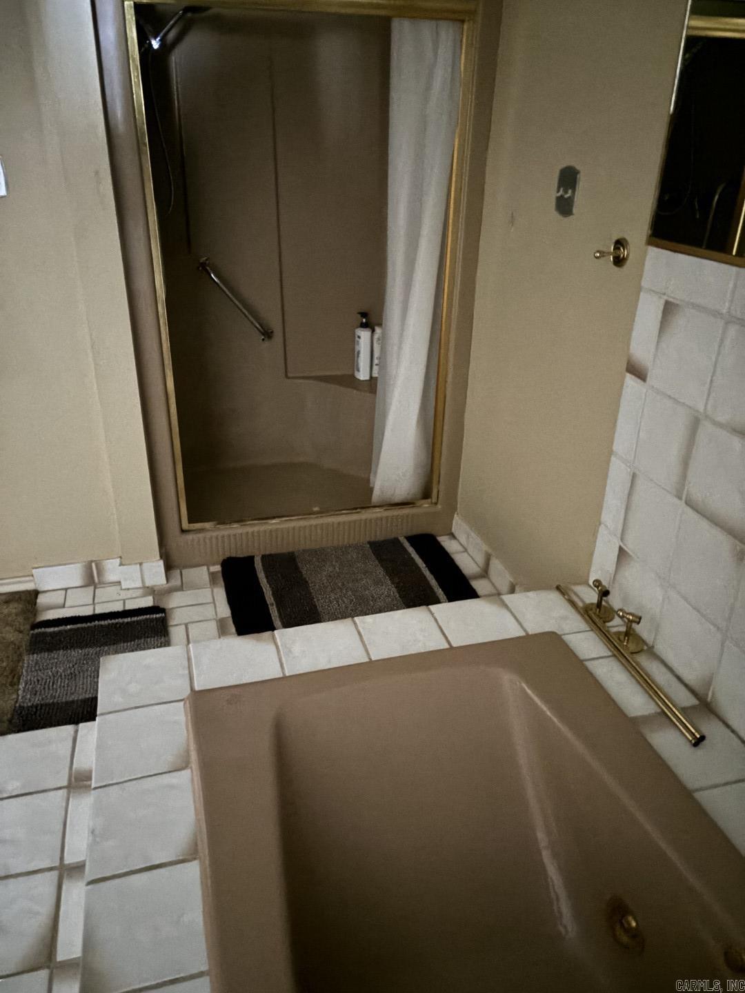 Fairview Hills 3rd - Residential