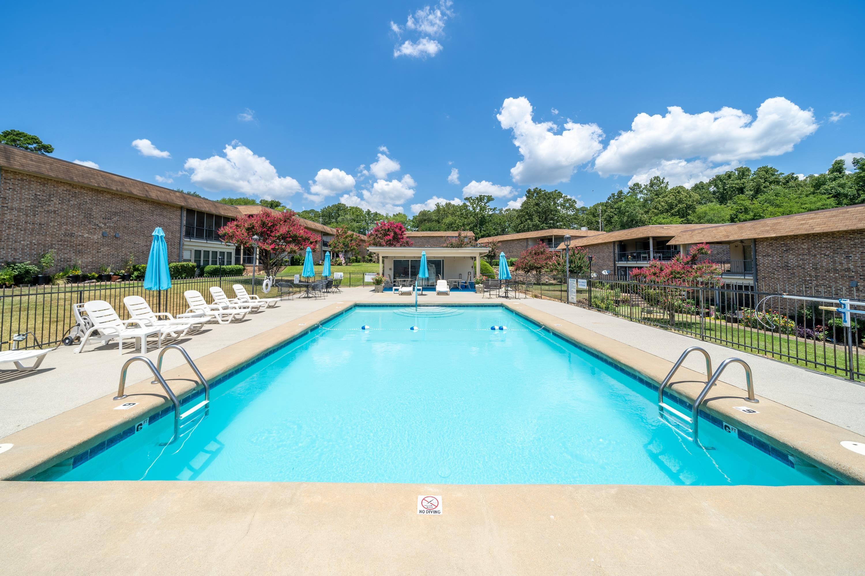 Montague Gardens - Residential