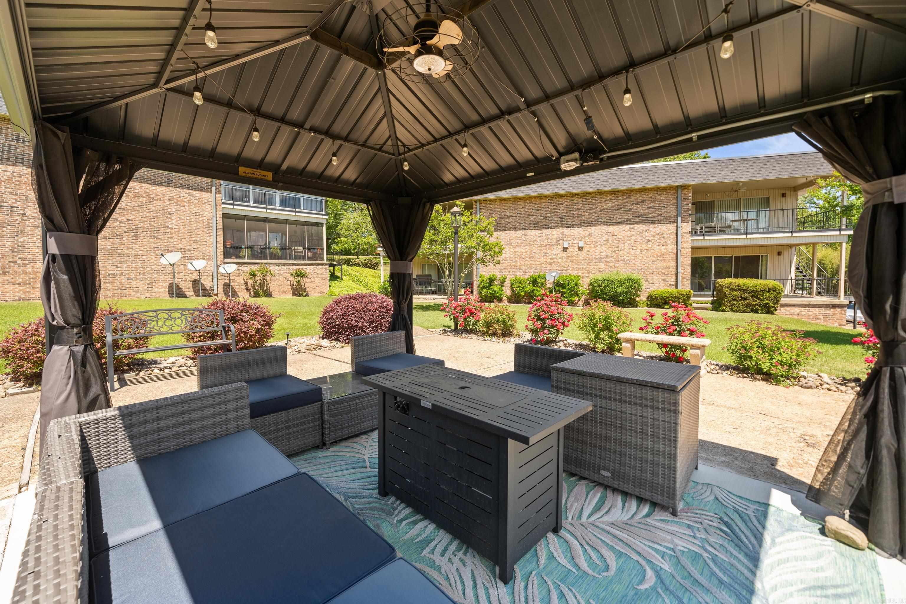 Montague Gardens - Residential