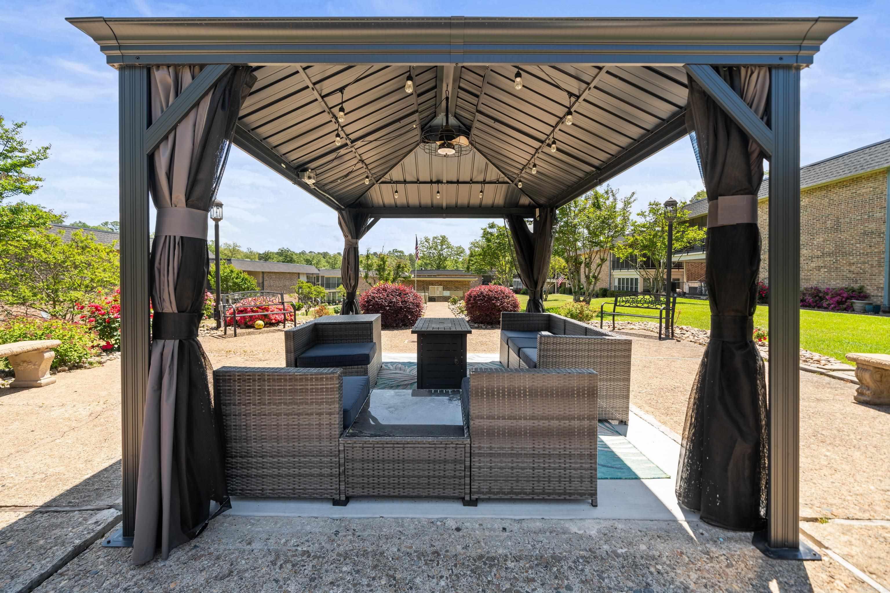 Montague Gardens - Residential