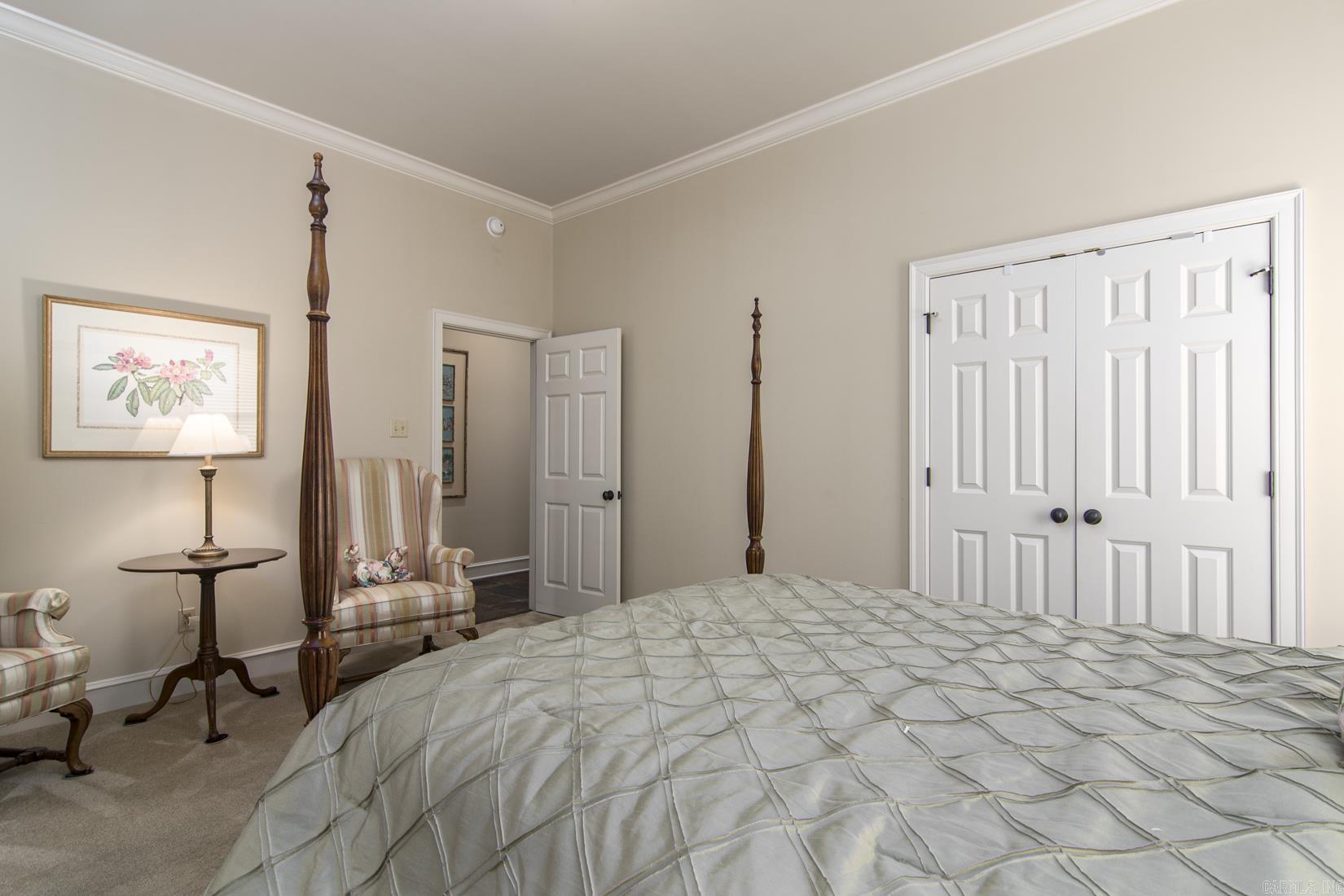 CHENAL VALLEY THE OAKS - Residential