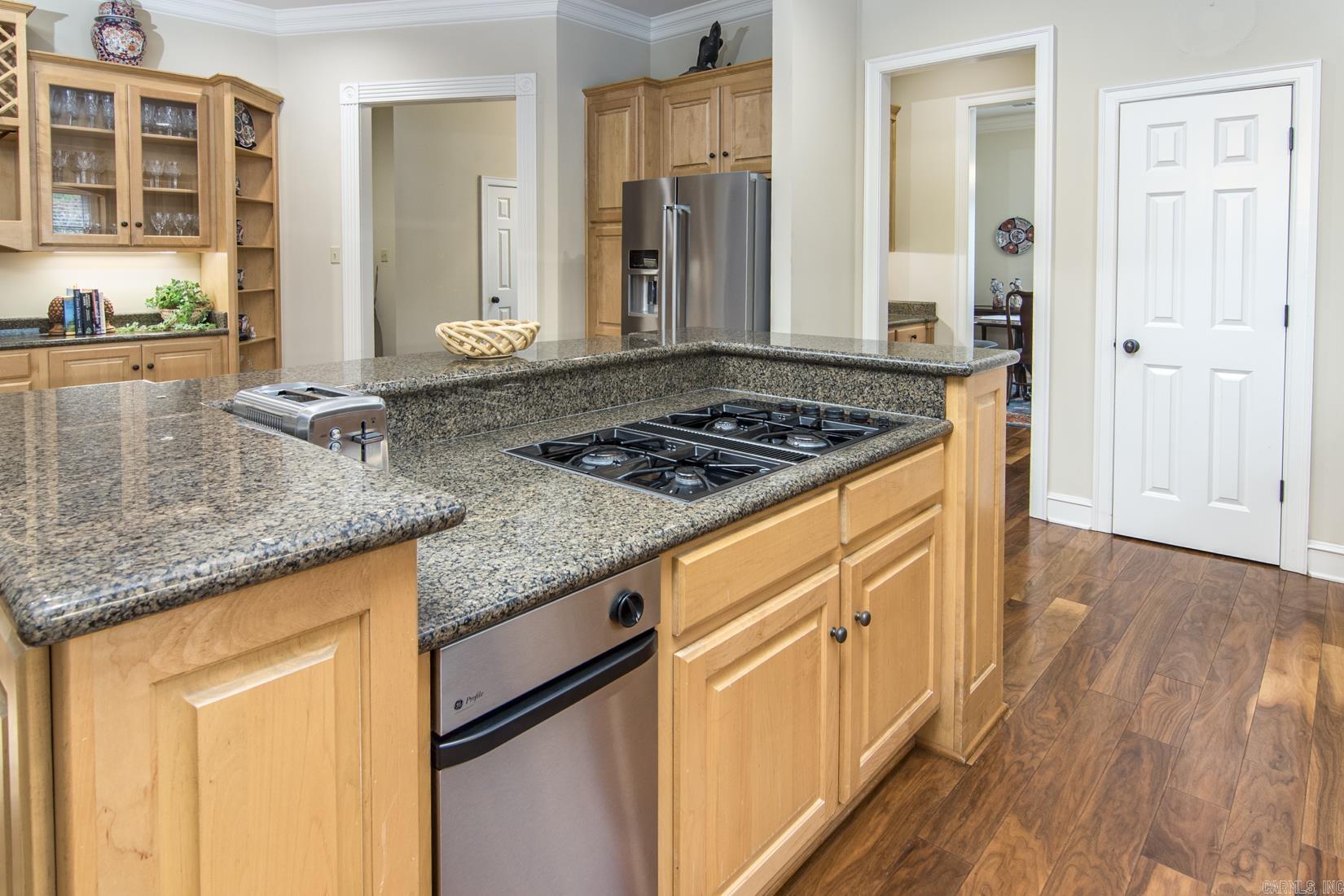 CHENAL VALLEY THE OAKS - Residential