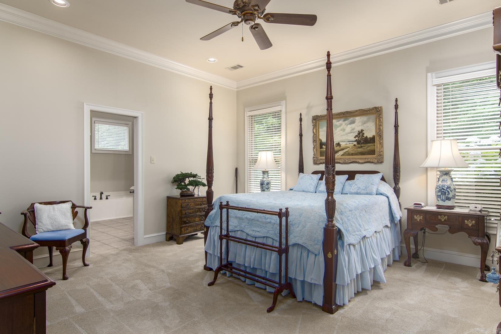 CHENAL VALLEY THE OAKS - Residential