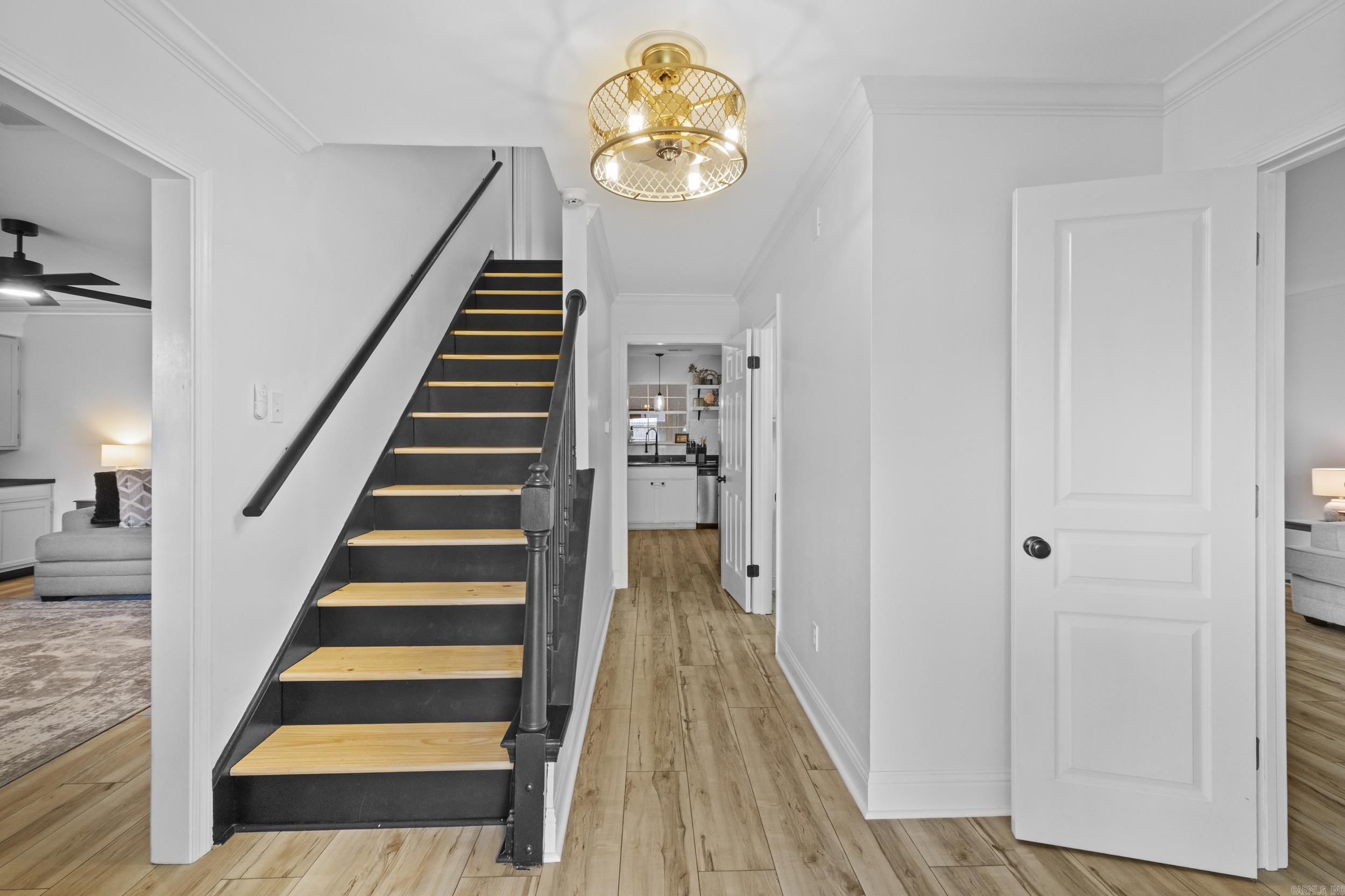 EAST MEADOW - Residential