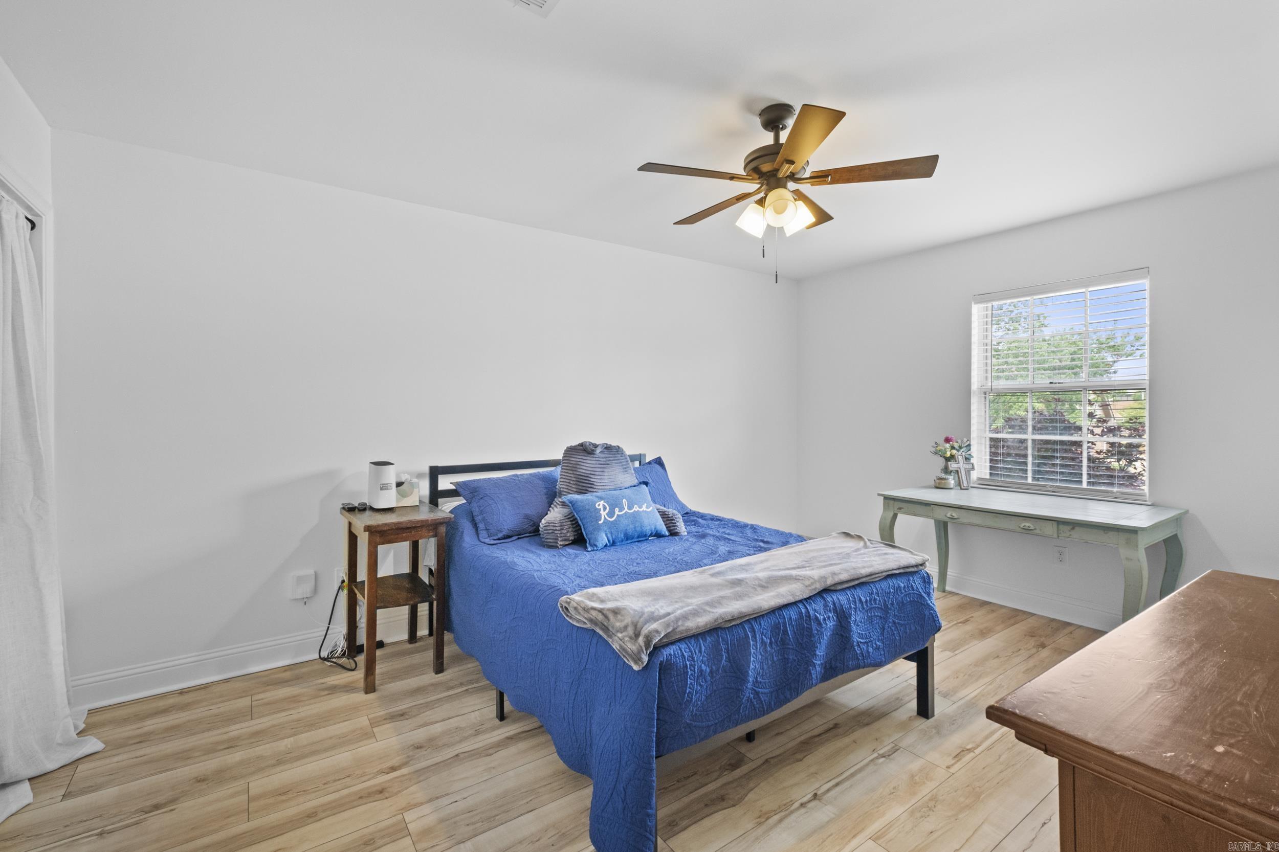 EAST MEADOW - Residential