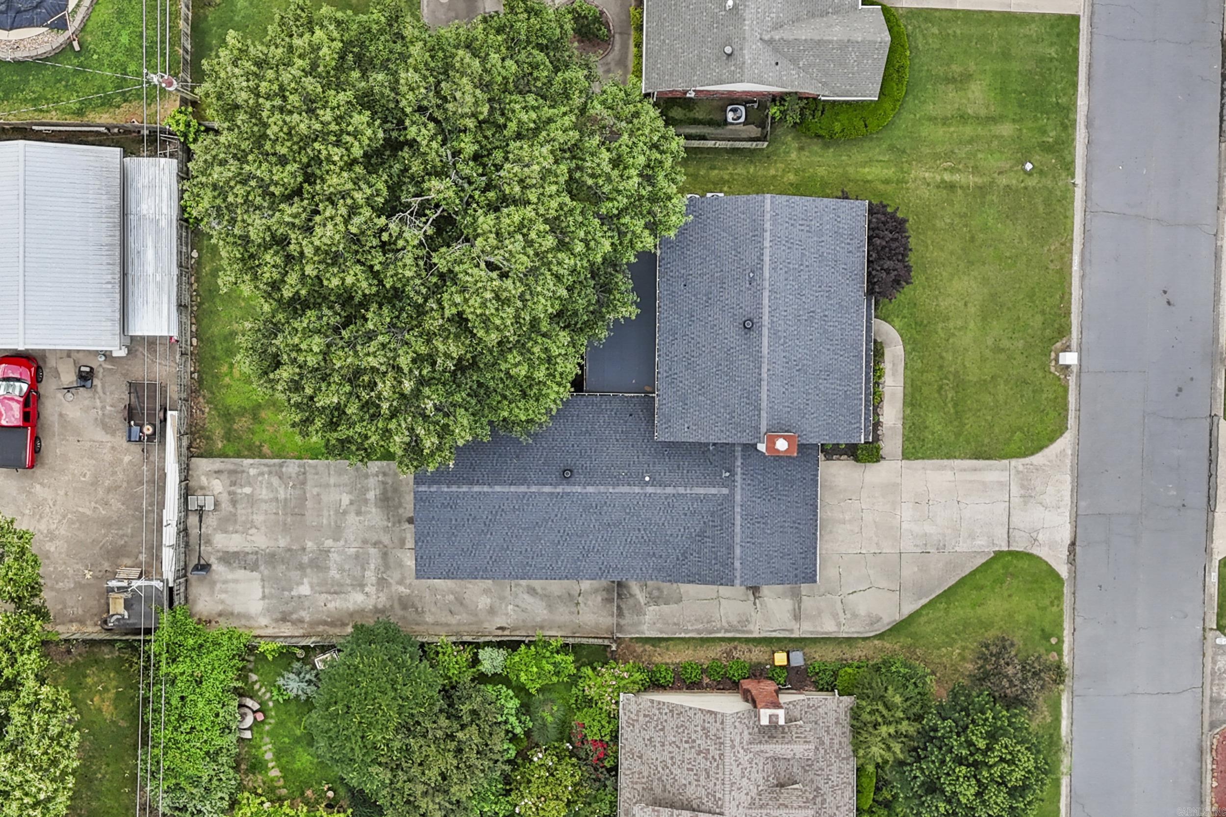 EAST MEADOW - Residential