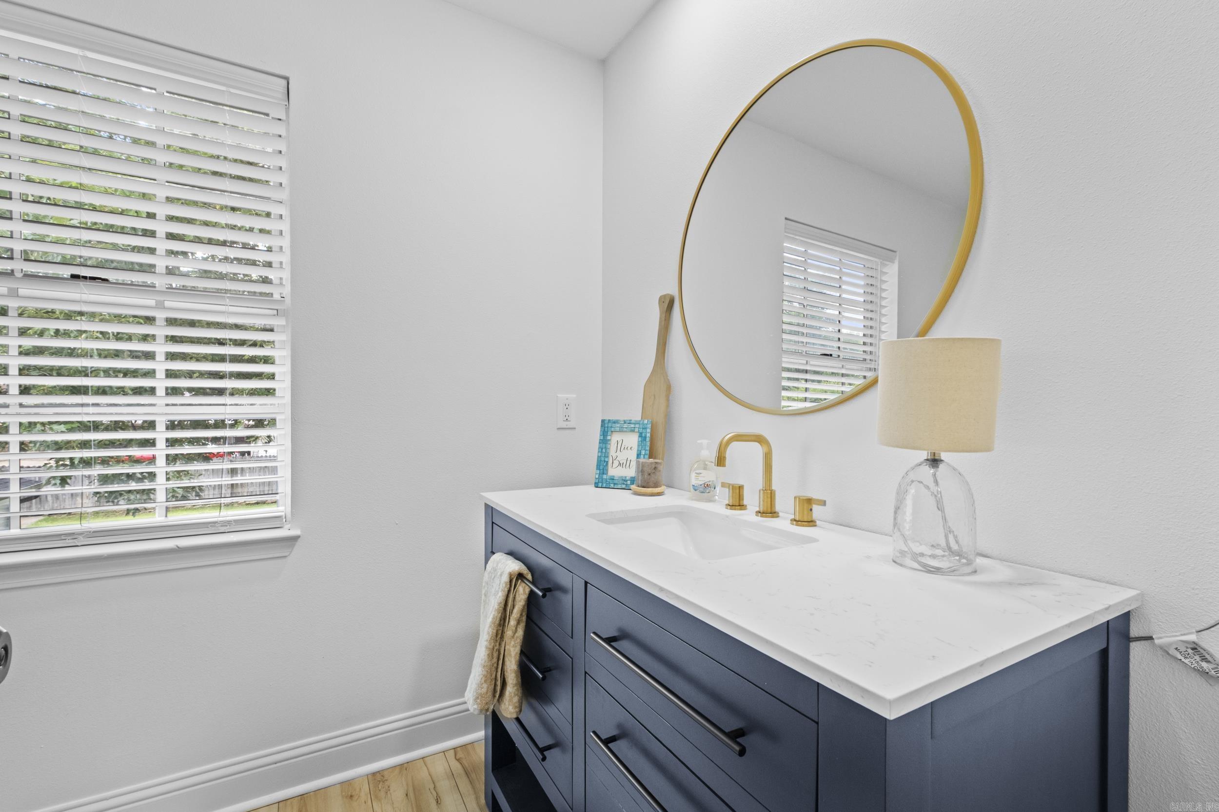 EAST MEADOW - Residential