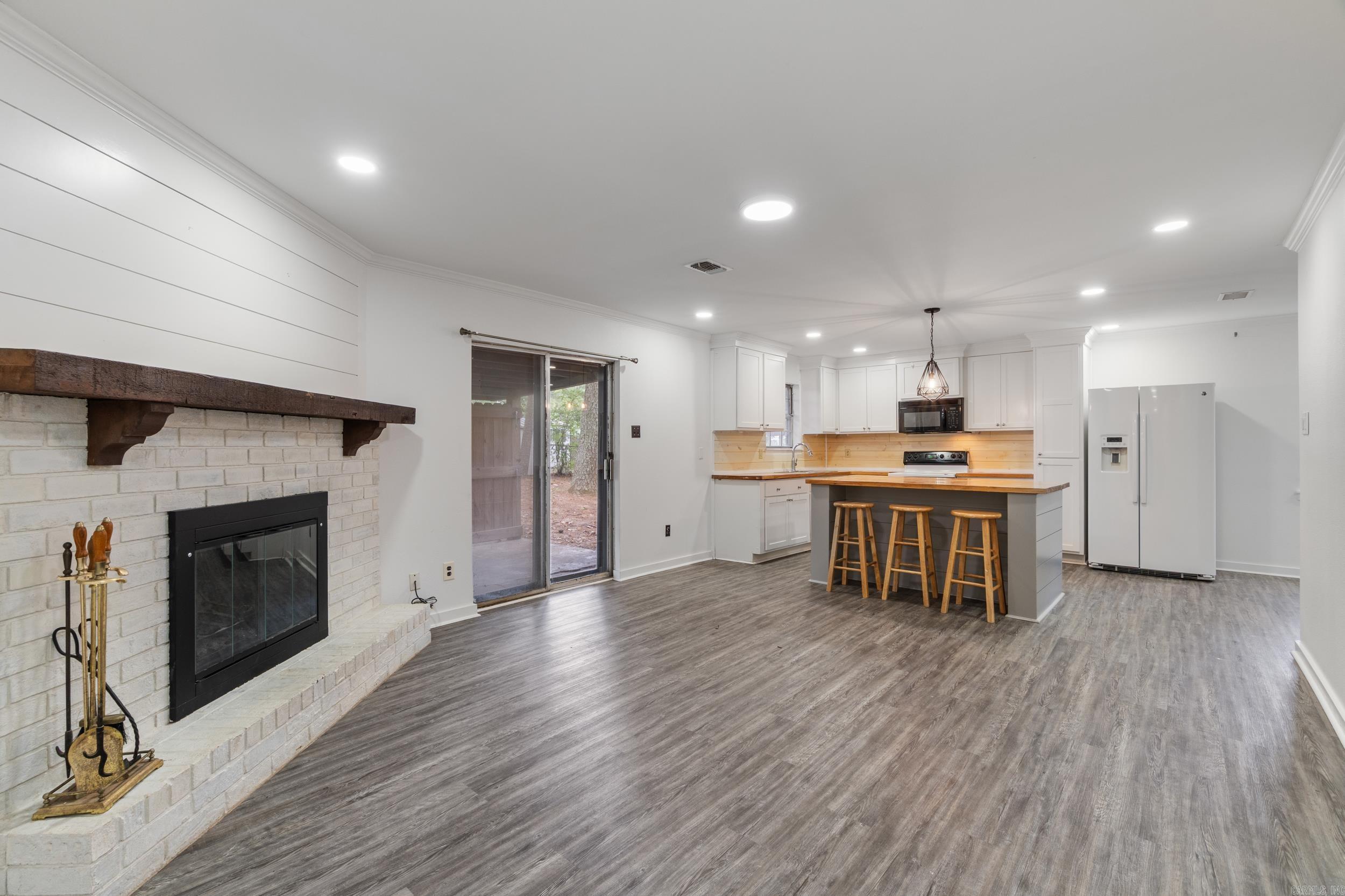 BIG PINE - Residential