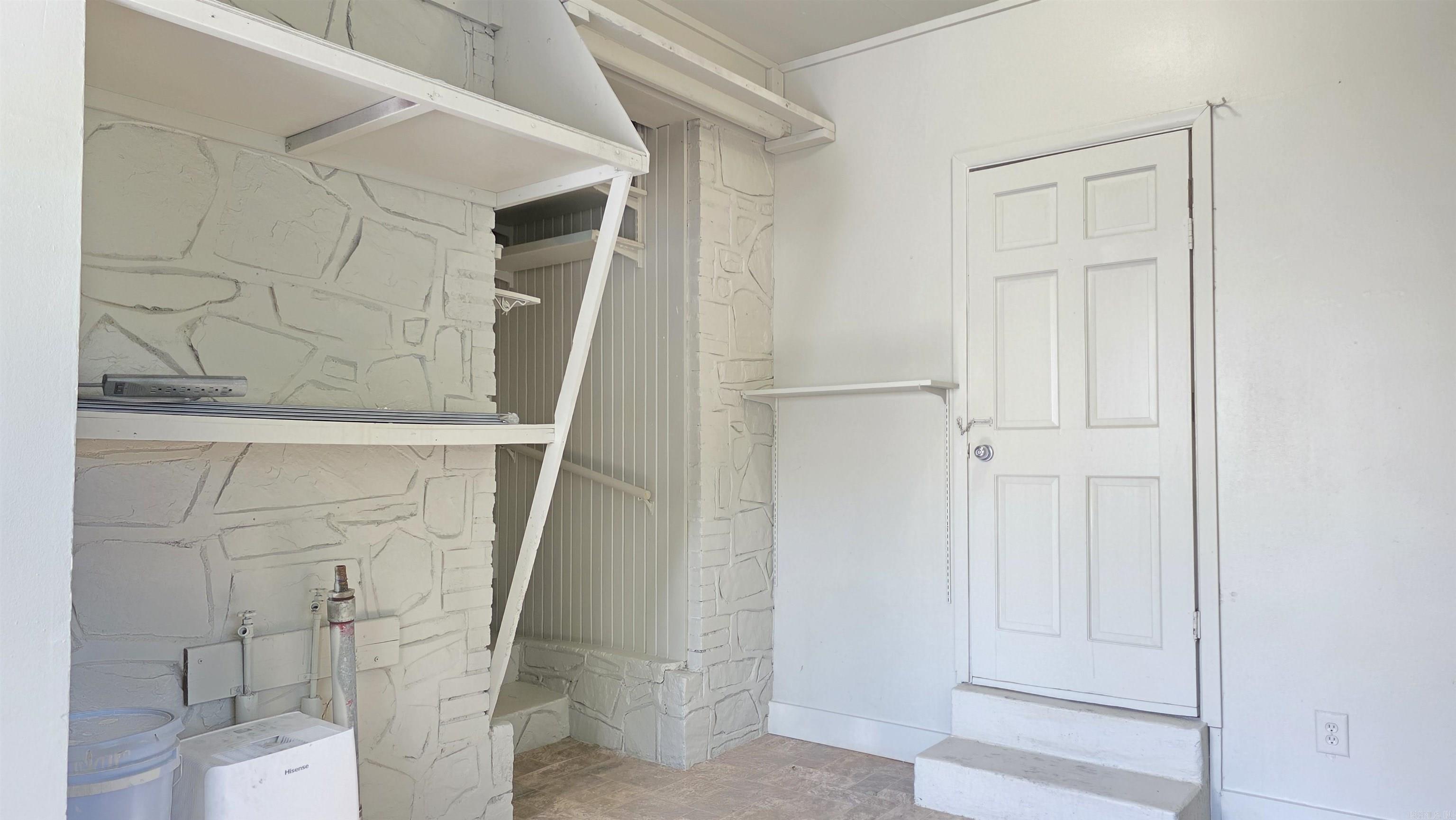 SIMPSONS ADDN - Residential