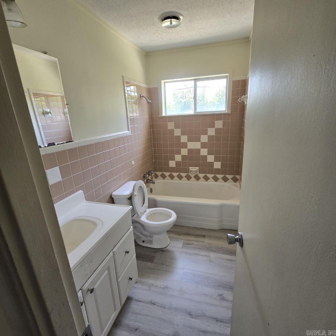 Pine Hill - Residential Lease