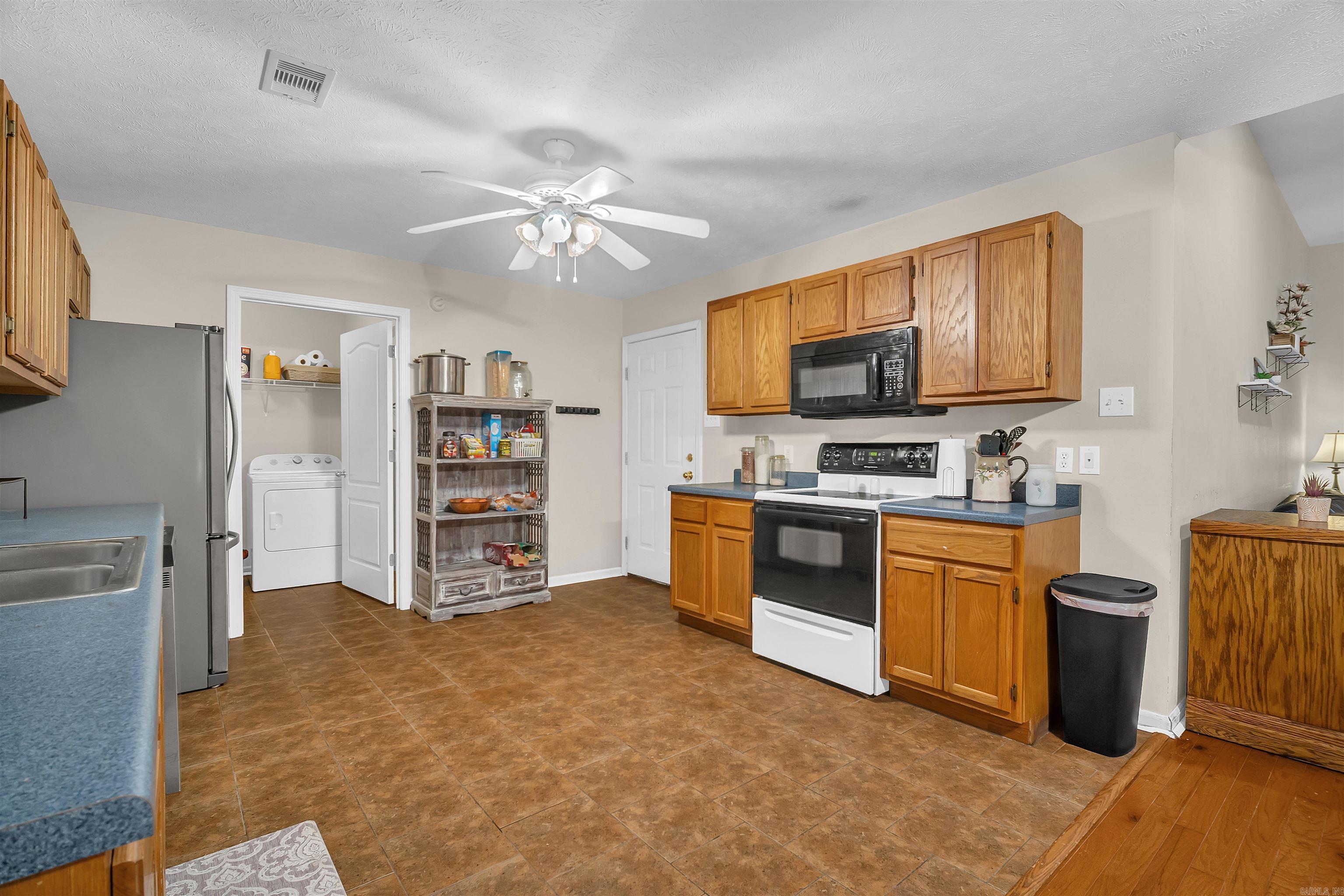 FOX RUNN - Residential