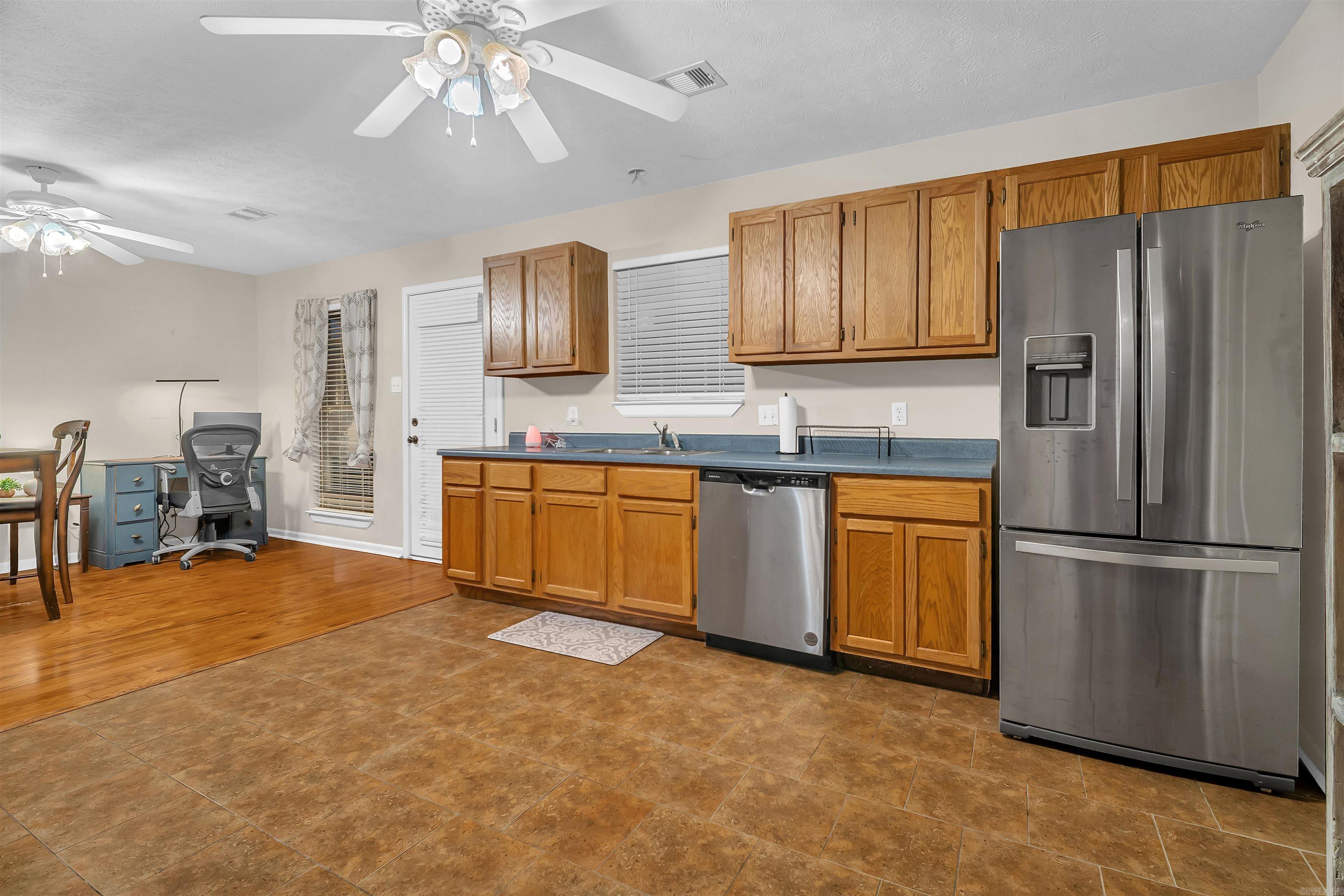 FOX RUNN - Residential