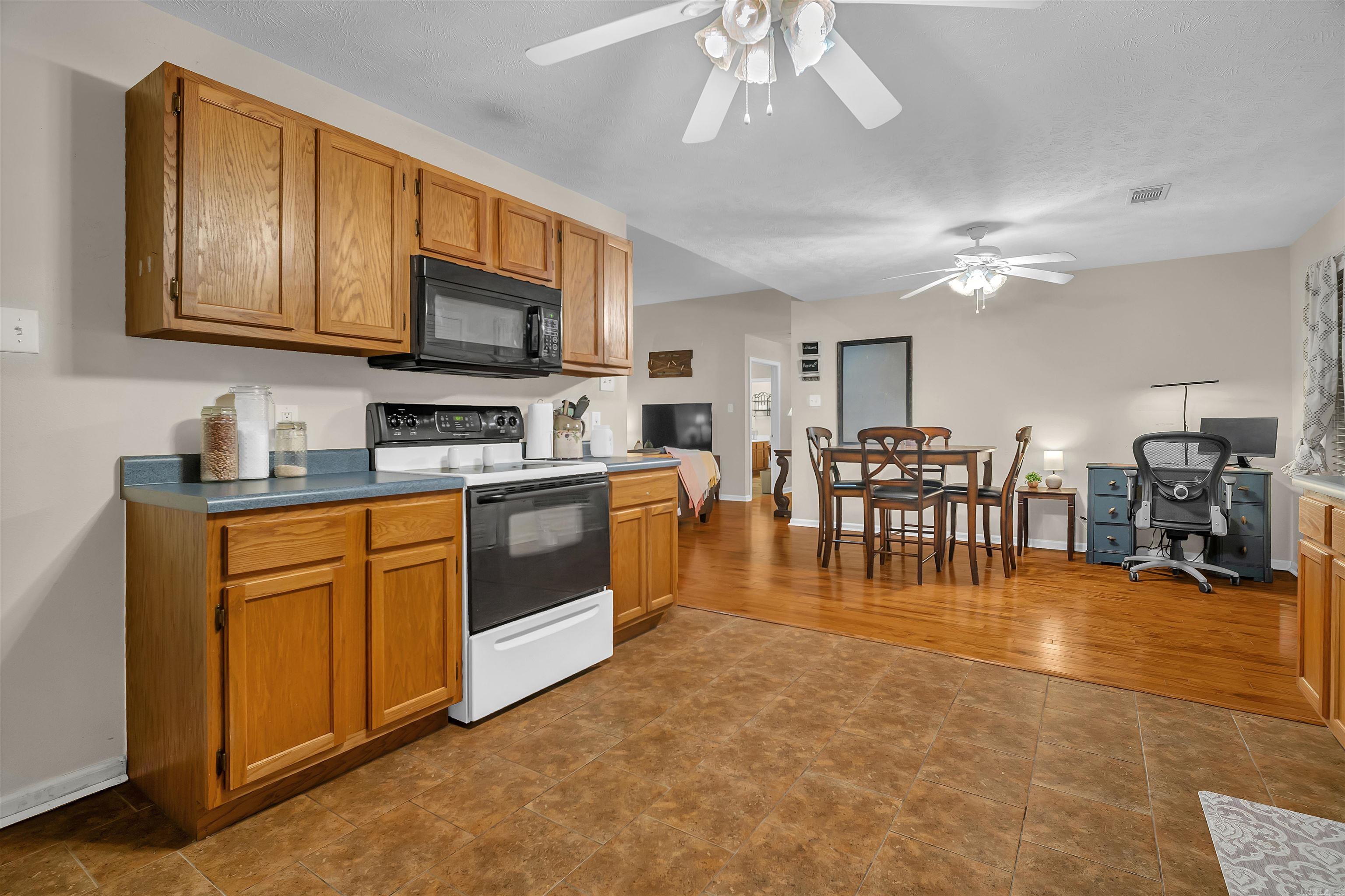 FOX RUNN - Residential