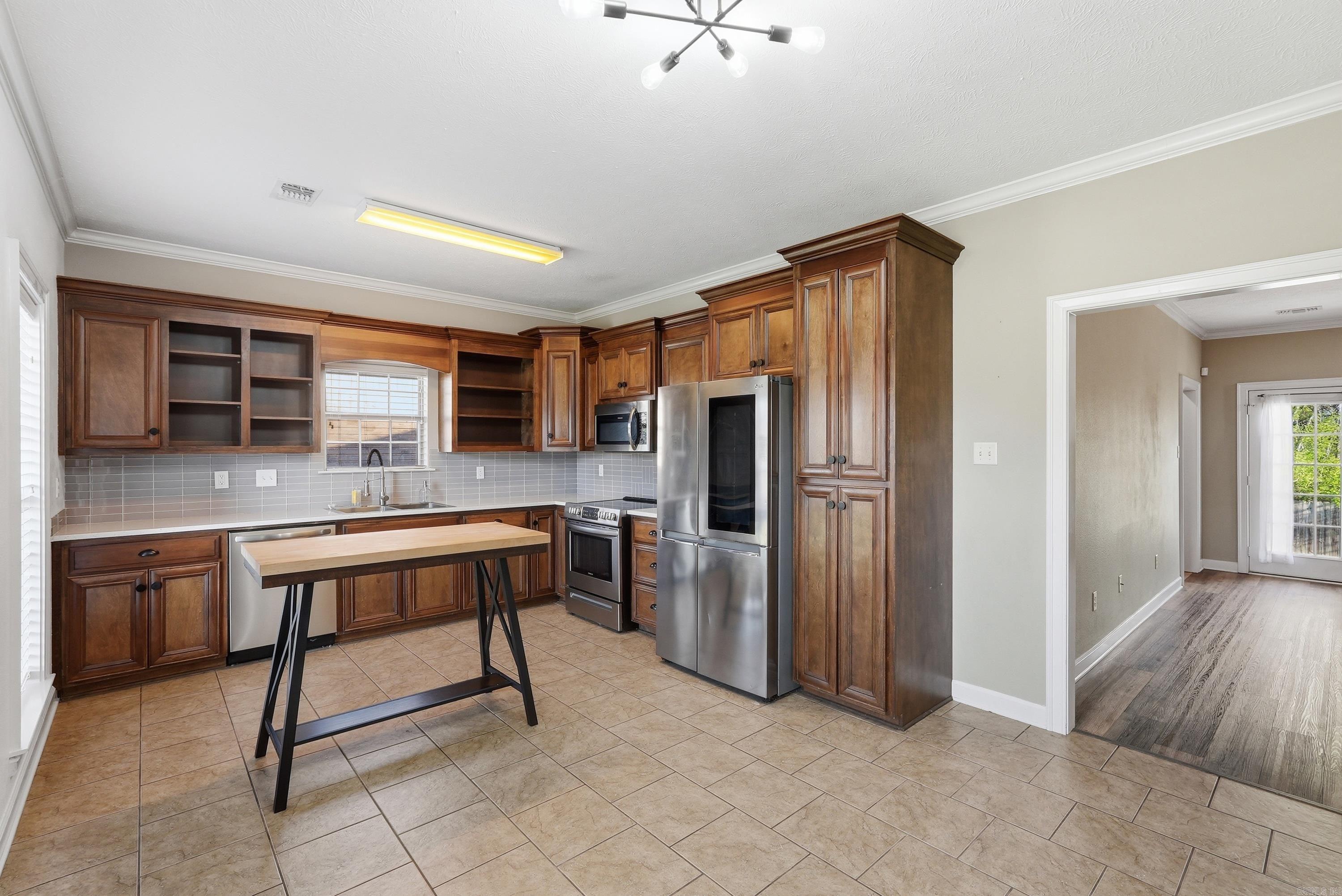 OAK TREE SUB - Residential