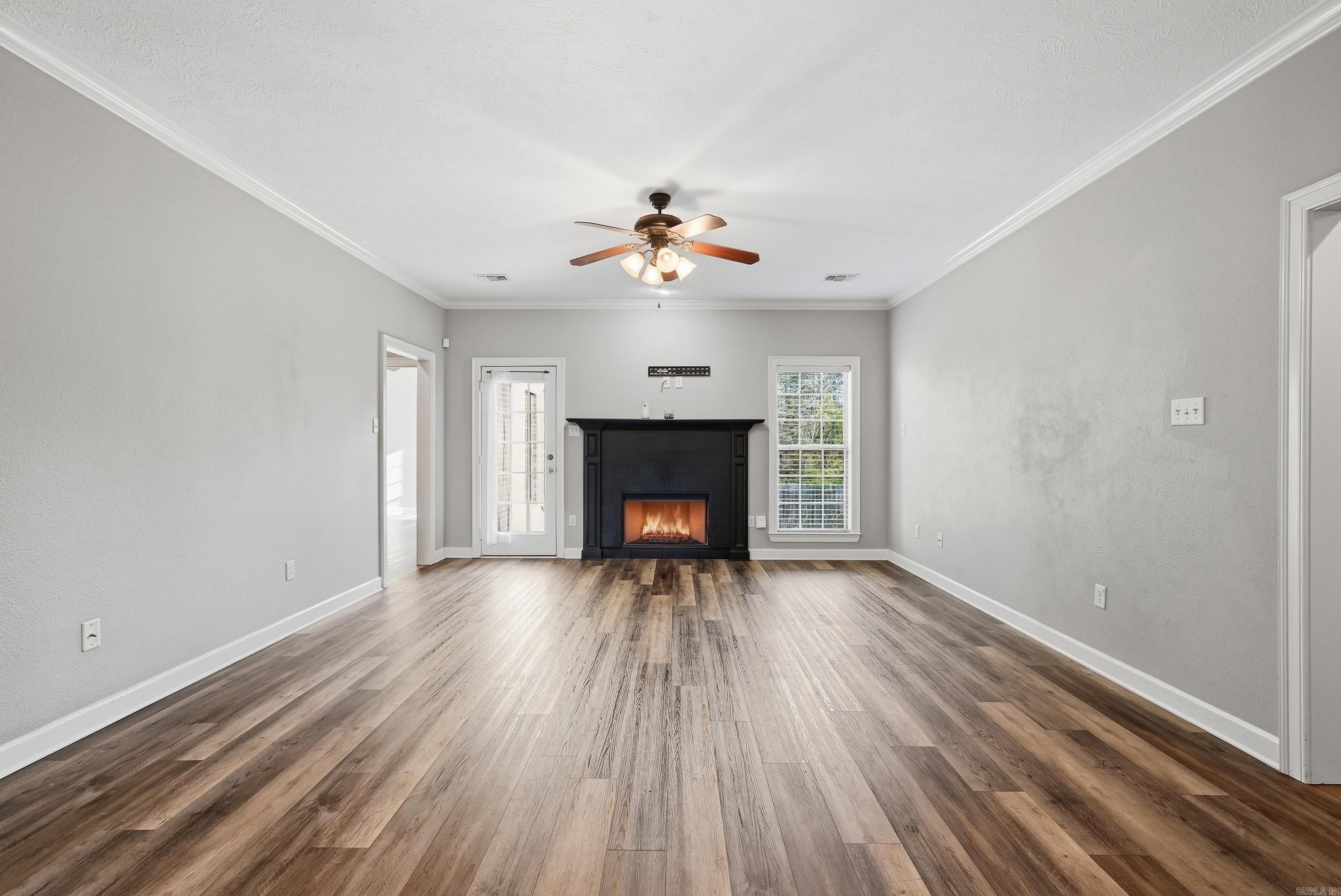 OAK TREE SUB - Residential