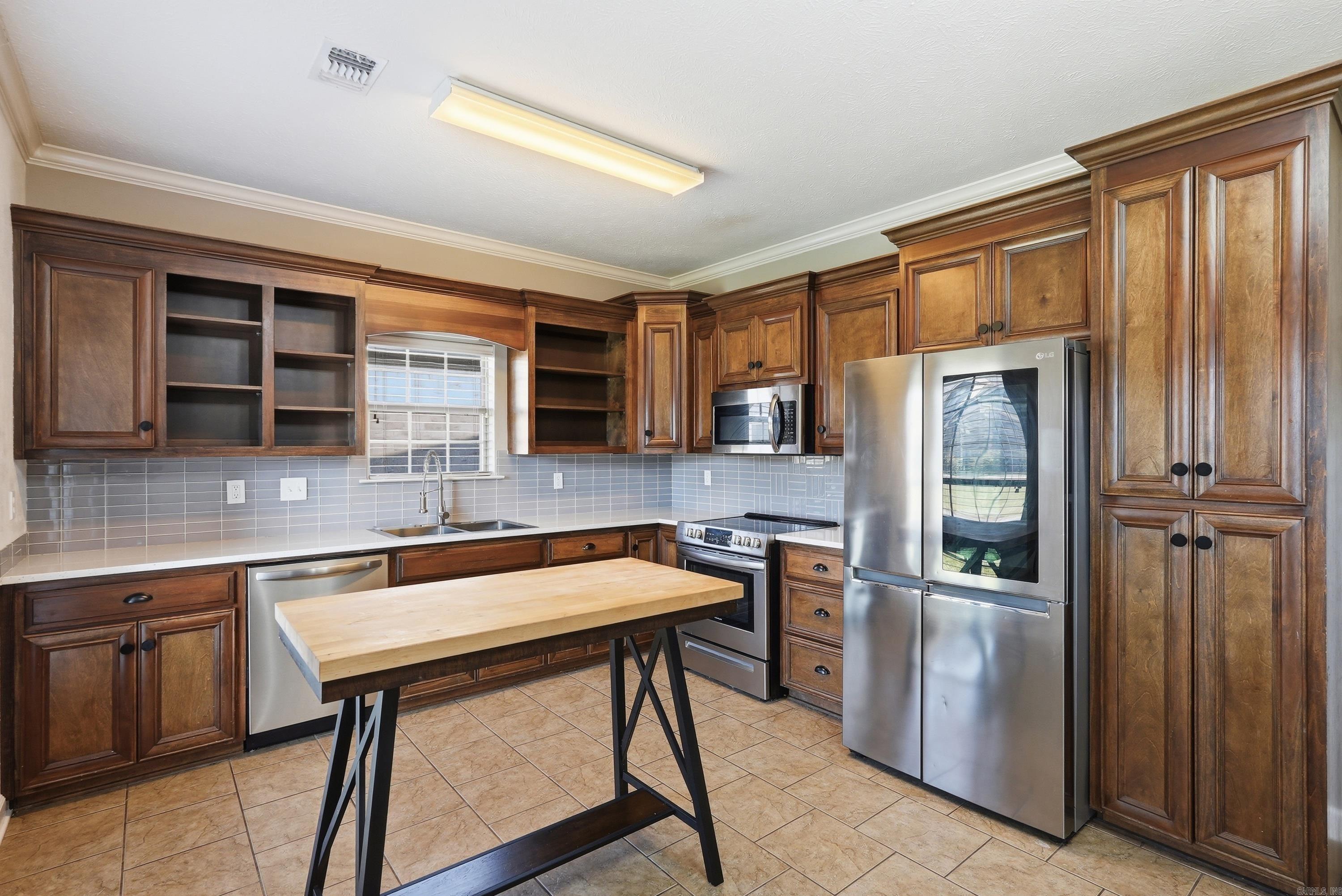 OAK TREE SUB - Residential