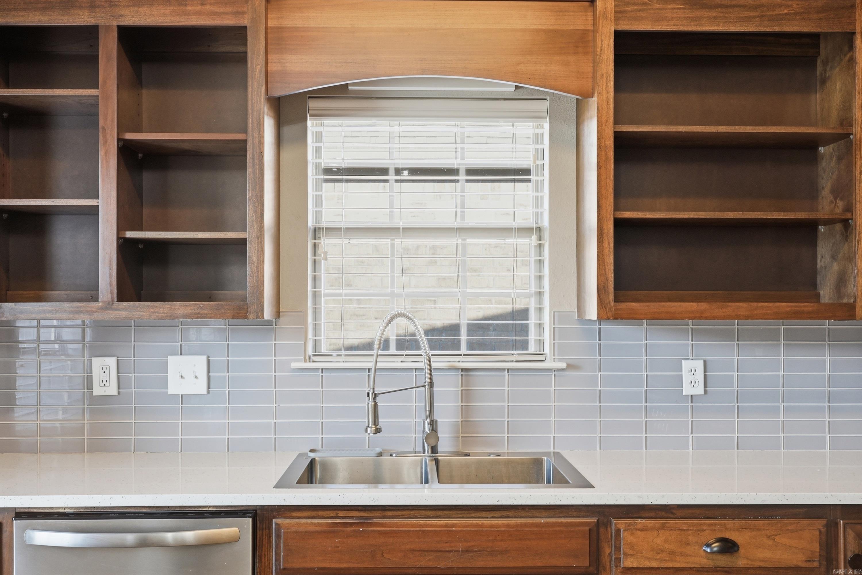 OAK TREE SUB - Residential