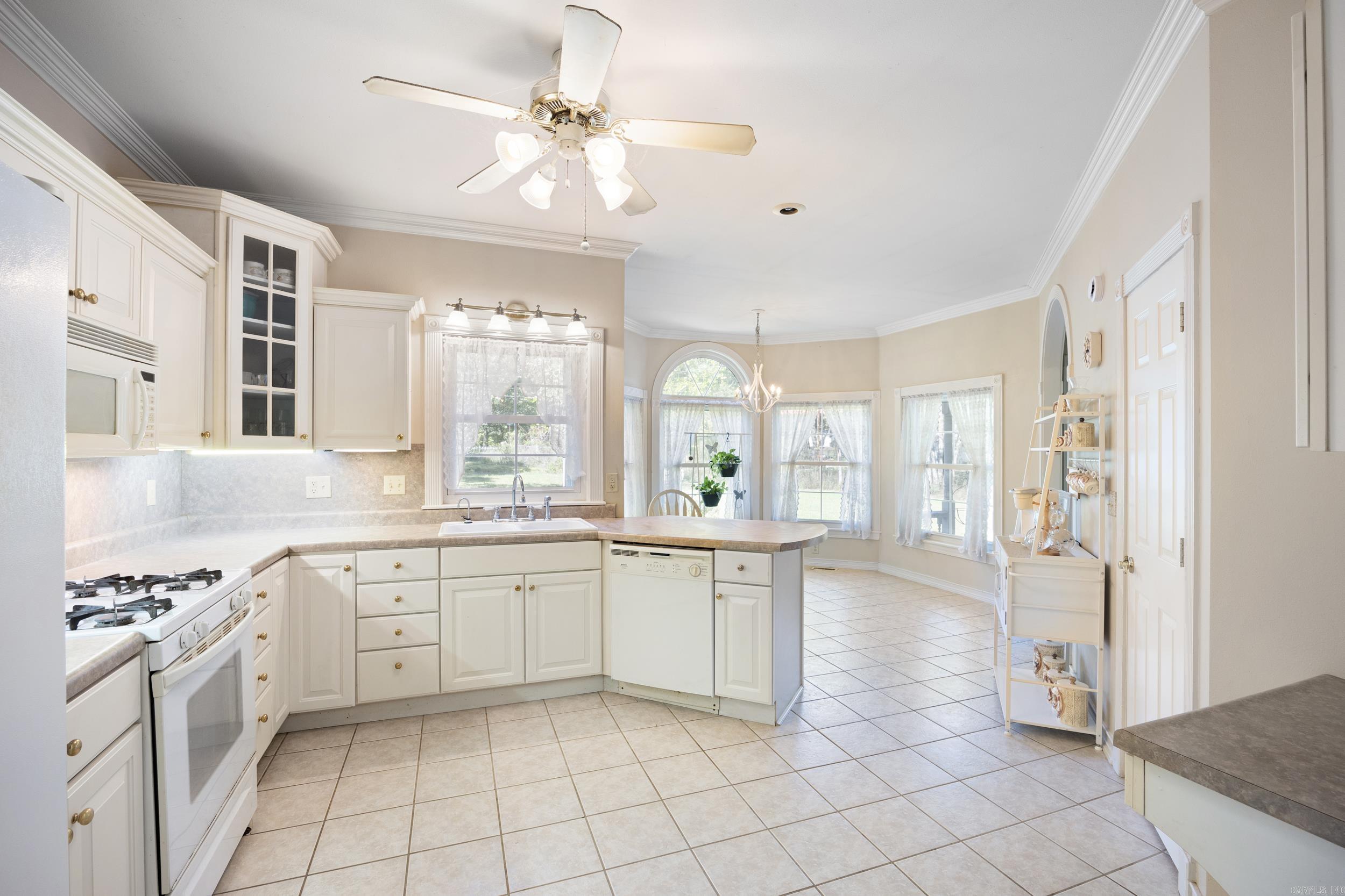 Molers Lakeside - Residential